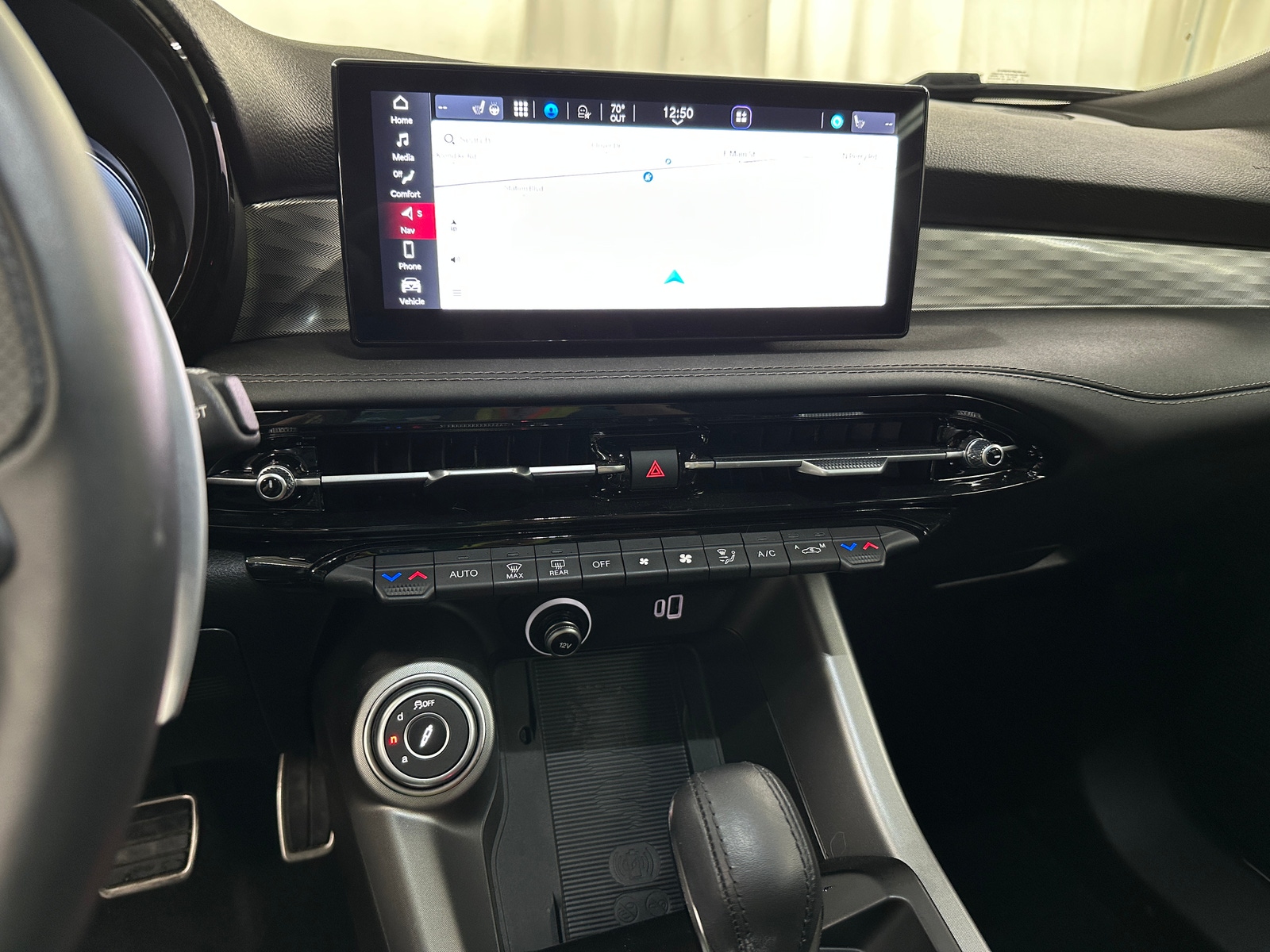 Thumbnail: 2024 Alfa Romeo Tonale - 3