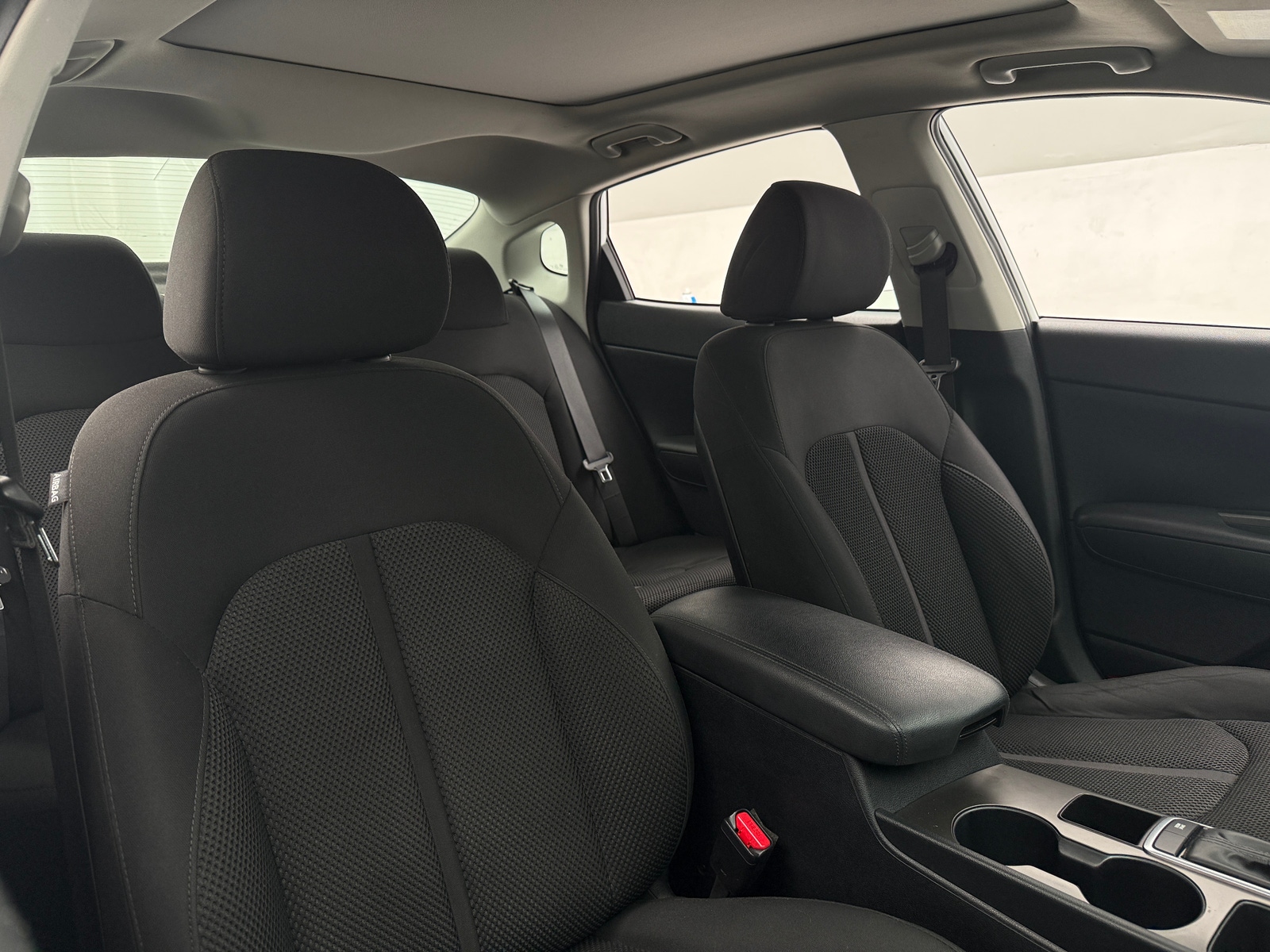 Thumbnail: 2019 Kia Optima - 2