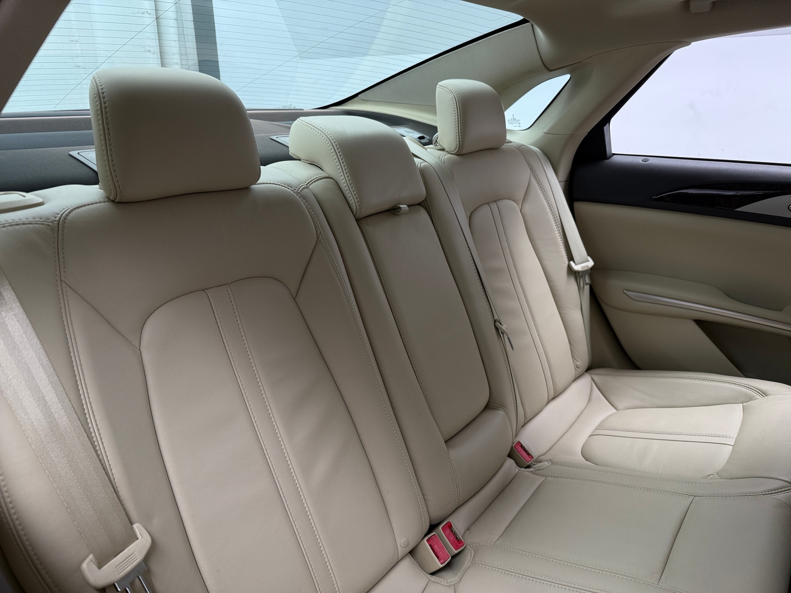 Thumbnail: 2015 Lincoln MKZ - 5