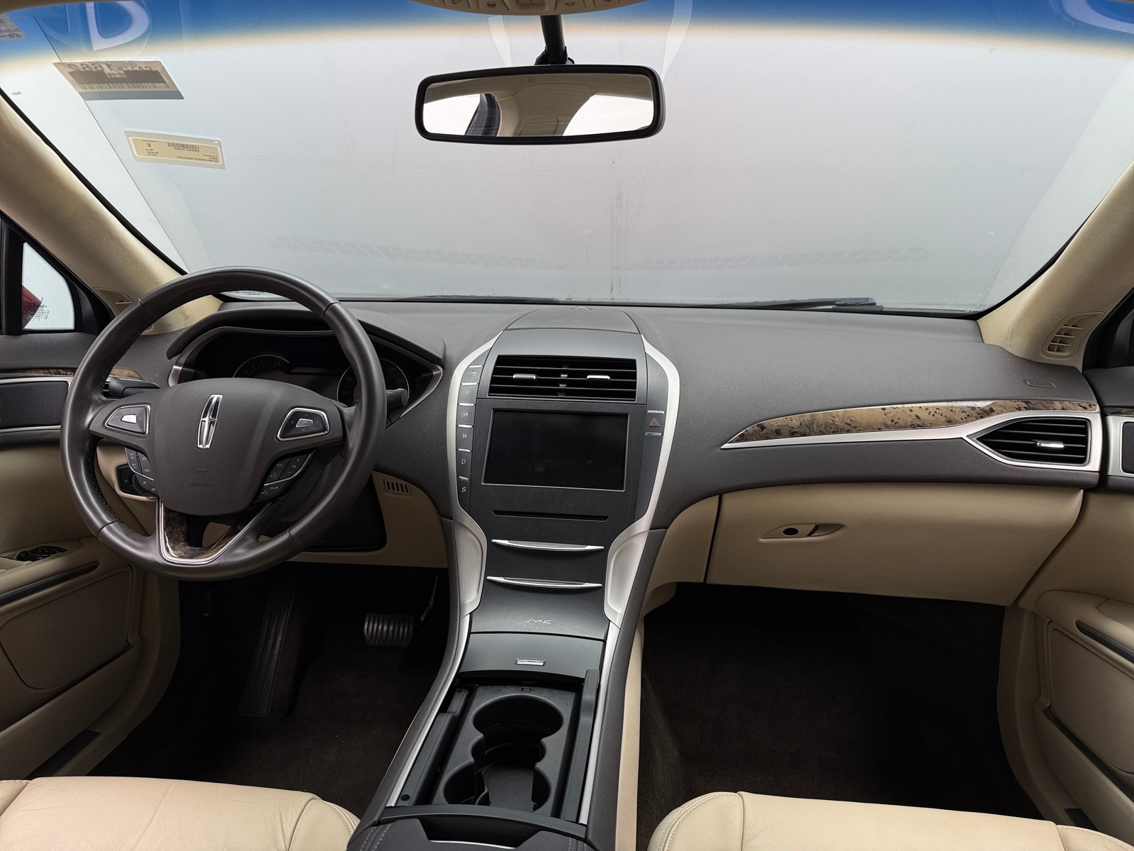 Thumbnail: 2015 Lincoln MKZ - 2