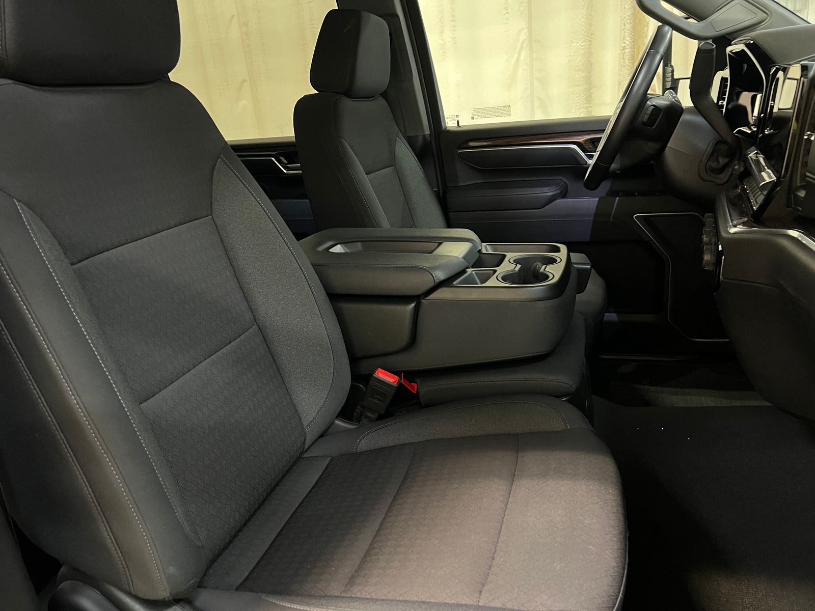 Thumbnail: 2025 Chevrolet Silverado 2500 - 2