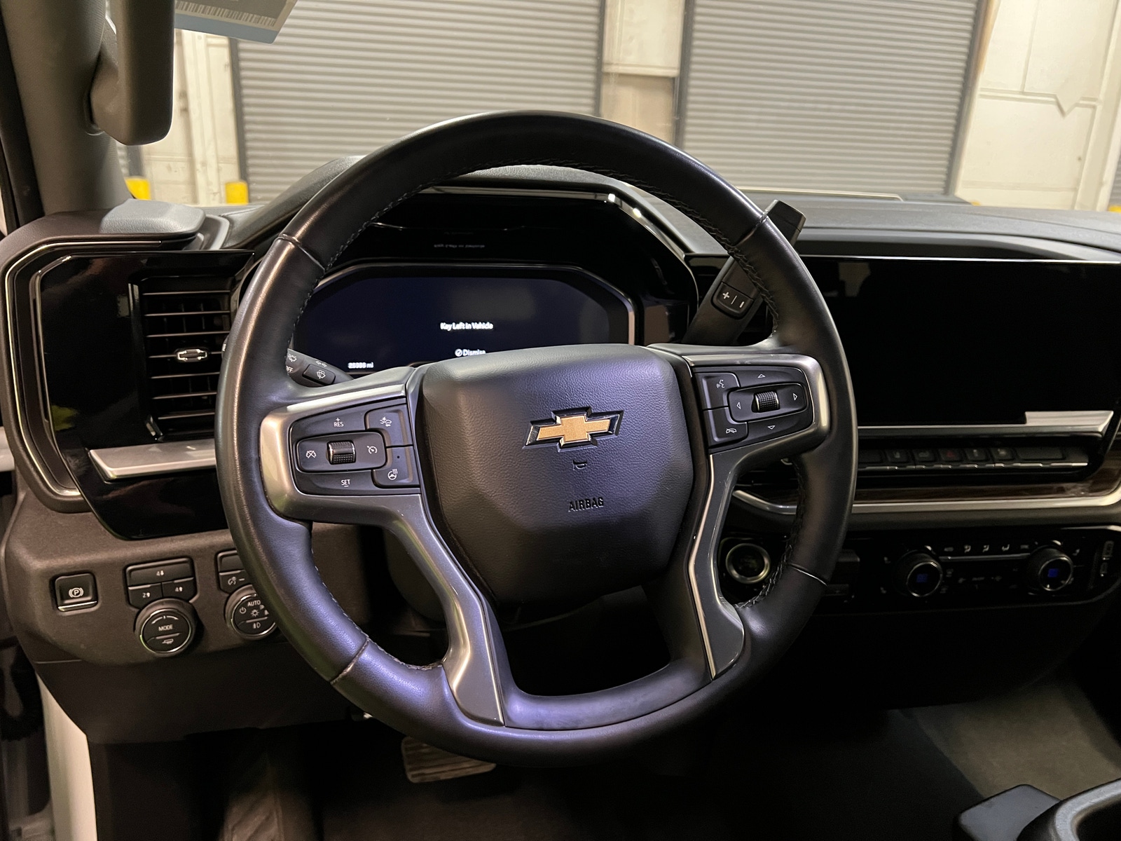 Thumbnail: 2025 Chevrolet Silverado 2500 - 5