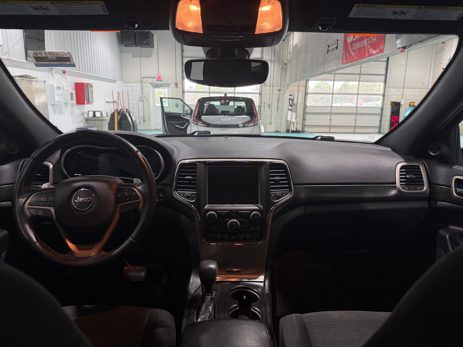 Thumbnail: 2017 Jeep Grand Cherokee - 3