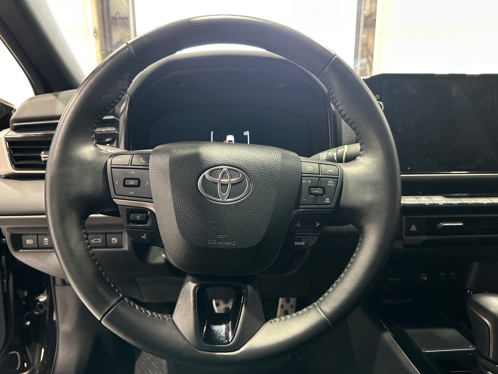 Thumbnail: 2025 Toyota Camry - 4