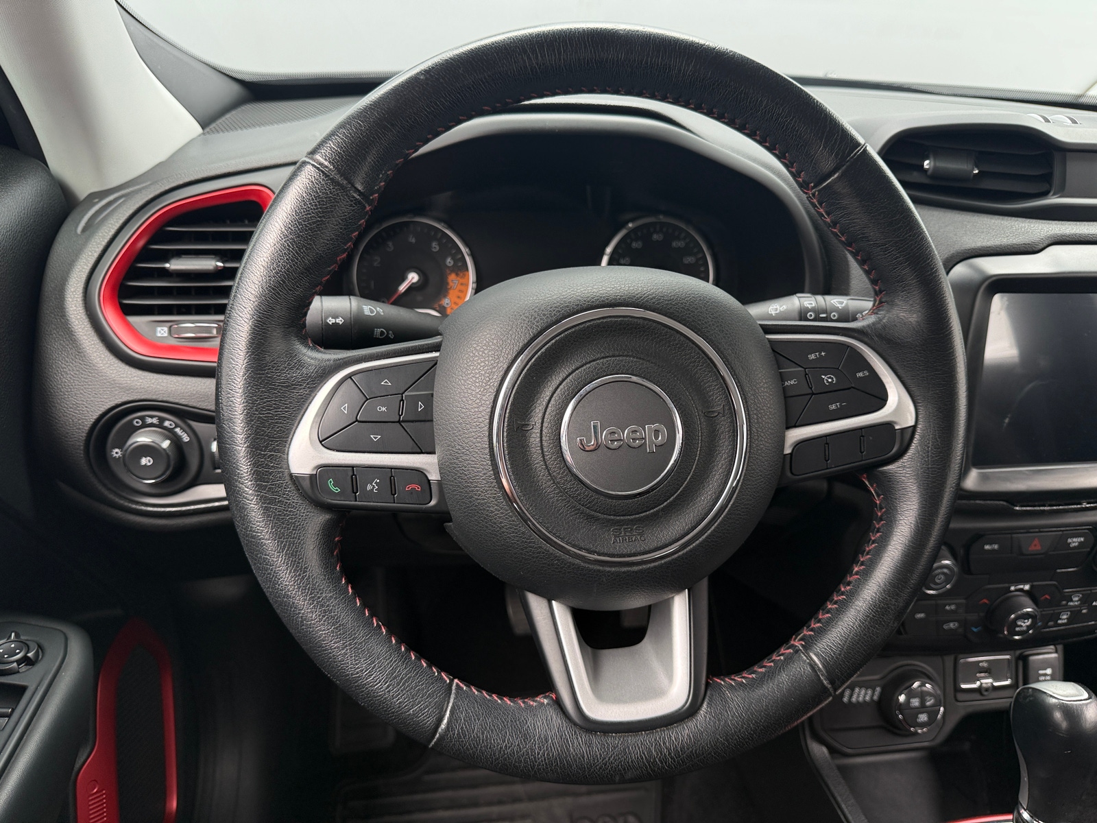 Thumbnail: 2018 Jeep Renegade - 5