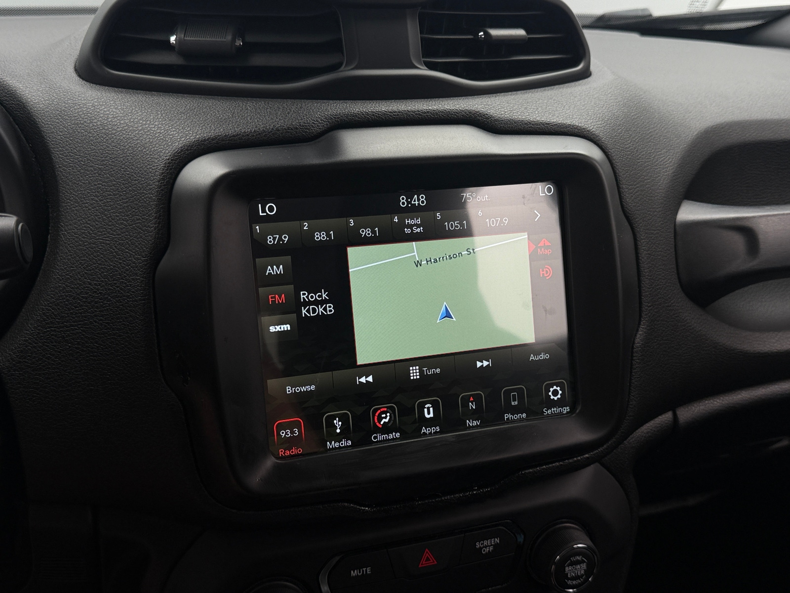 Thumbnail: 2018 Jeep Renegade - 4