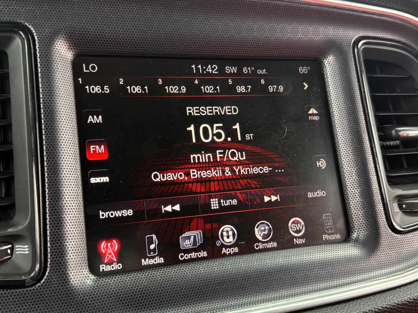 Thumbnail: 2015 Dodge Challenger - 2