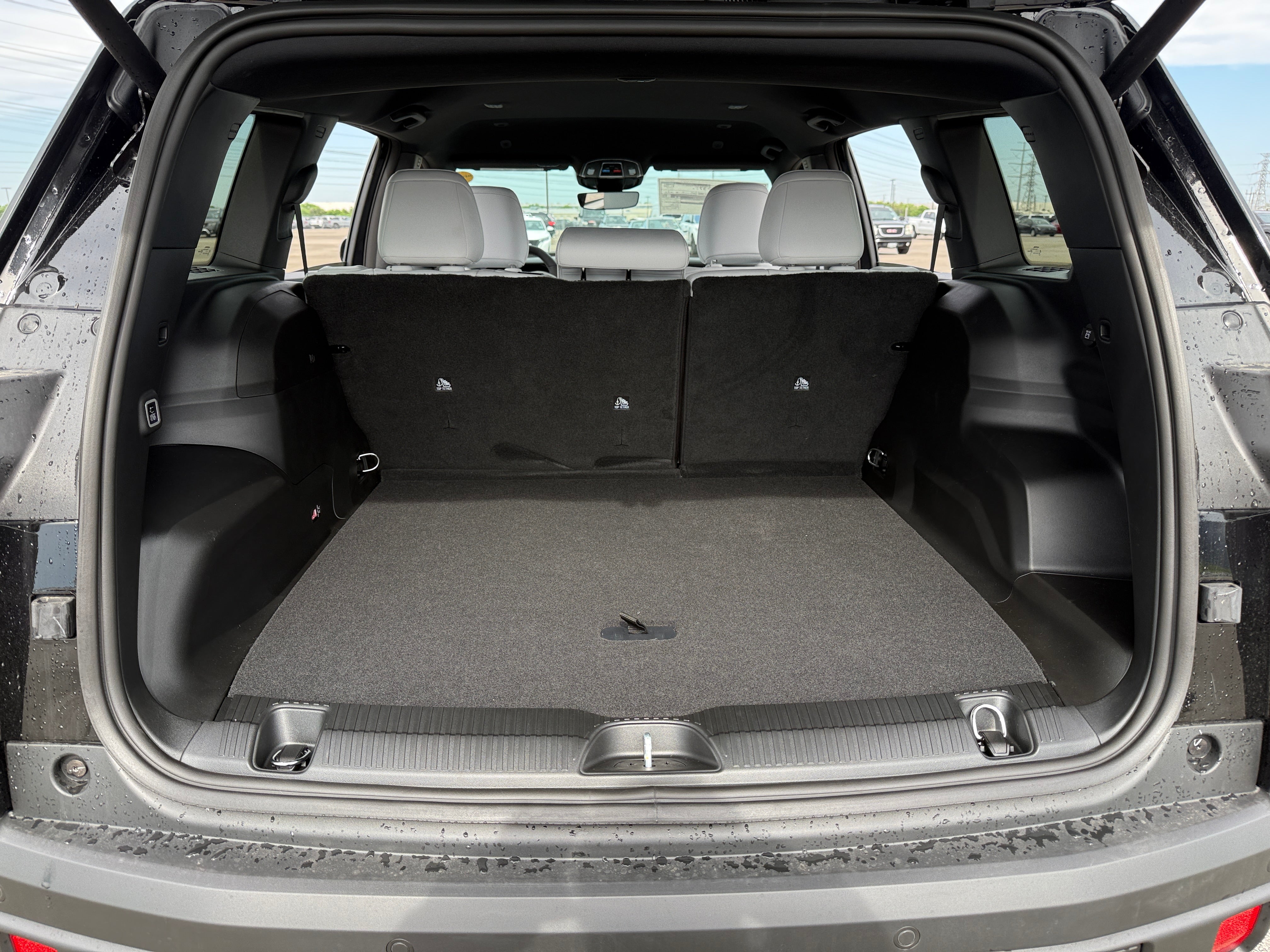 2026 Jeep Cherokee Limited HEV 4X4's photo