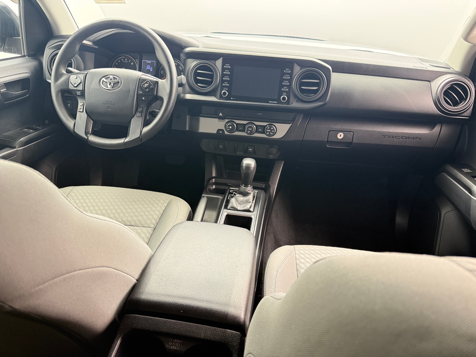 Thumbnail: 2020 Toyota Tacoma - 3