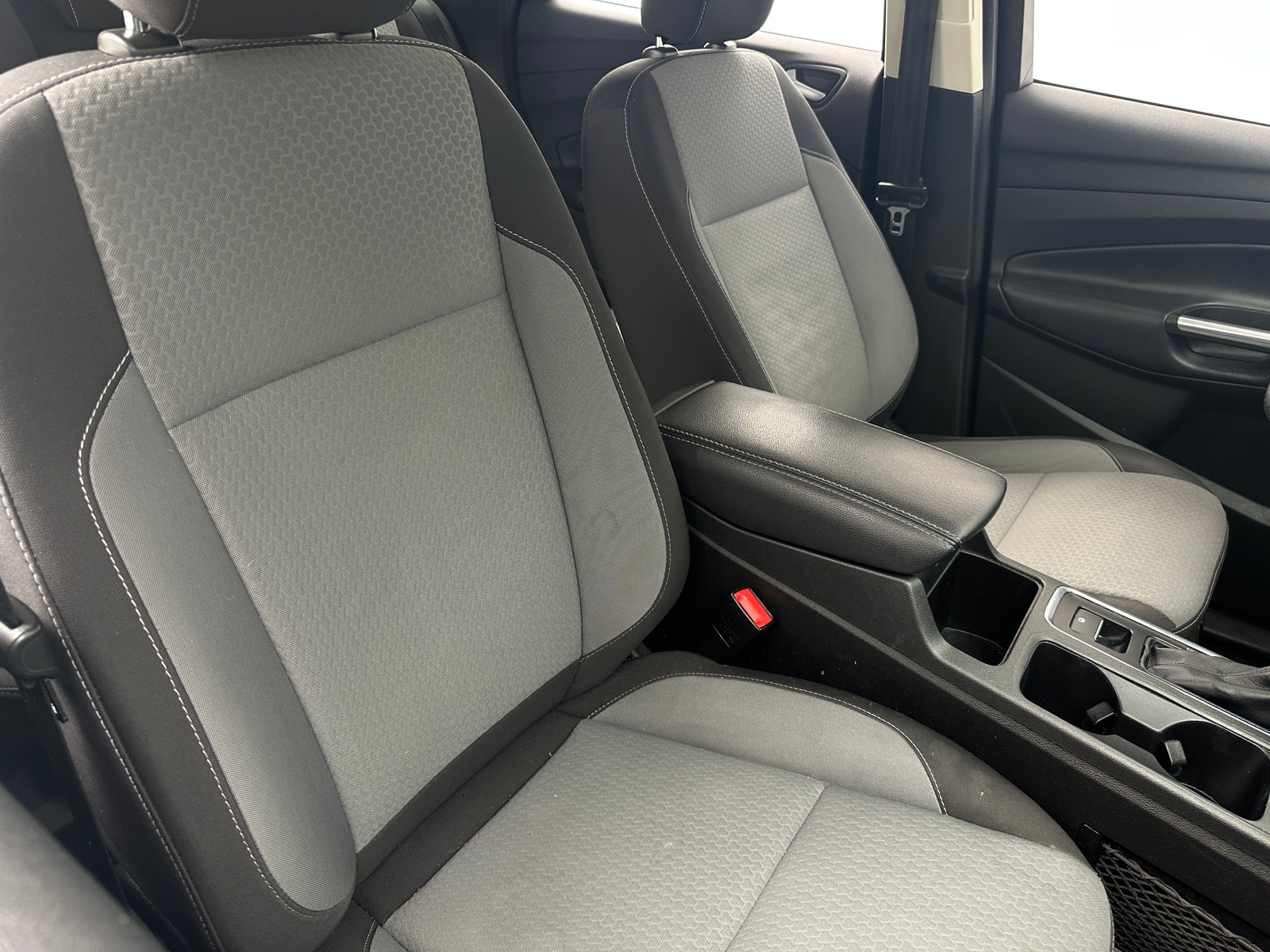 Thumbnail: 2018 Ford Escape - 2