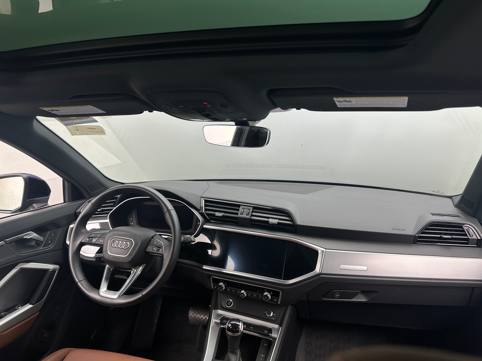 Thumbnail: 2022 Audi Q3 - 2