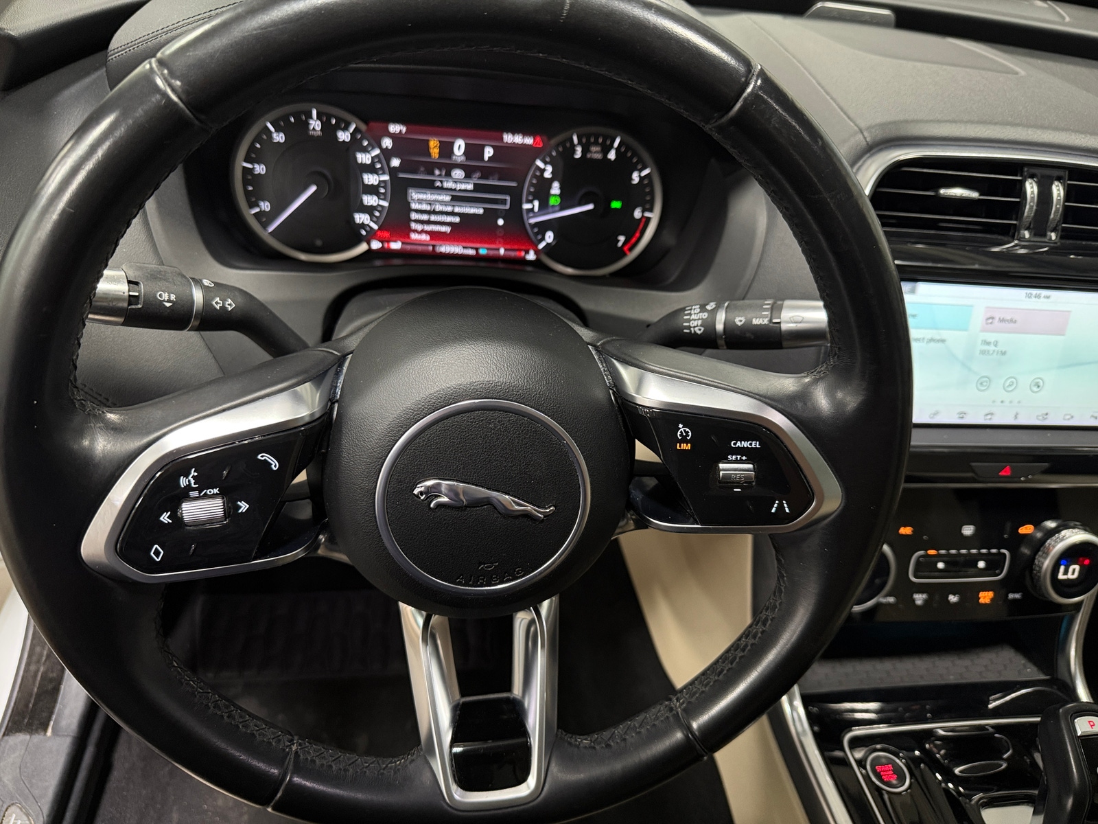 Thumbnail: 2020 Jaguar XE - 4