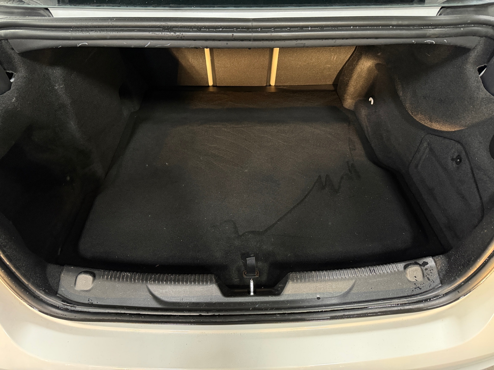 Thumbnail: 2020 Jaguar XE - 6