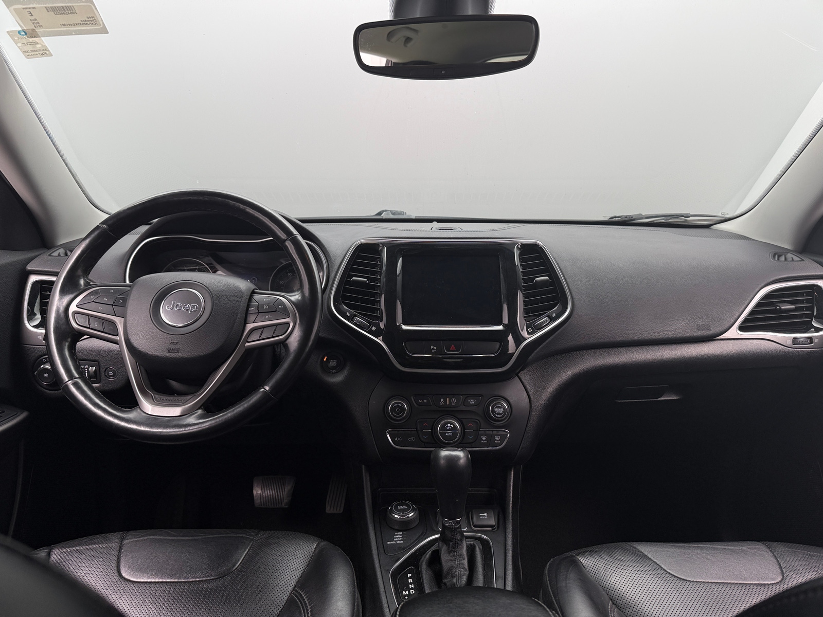 Thumbnail: 2019 Jeep Cherokee - 2