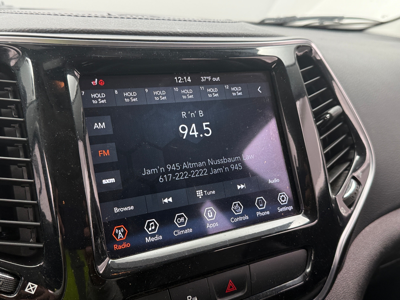 Thumbnail: 2019 Jeep Cherokee - 3