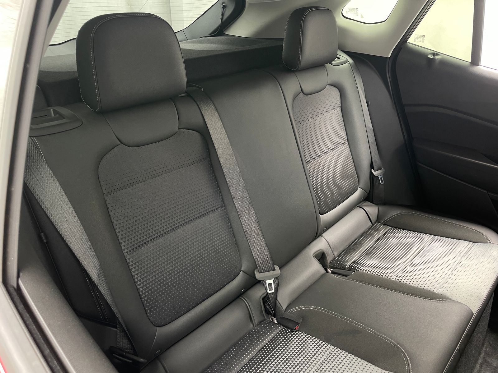 Thumbnail: 2025 Chevrolet Trax - 6