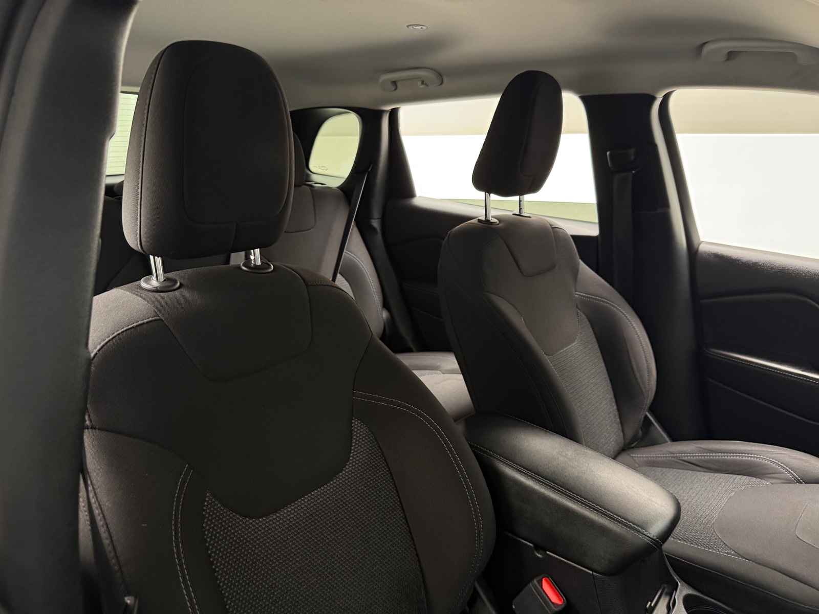 Thumbnail: 2020 Jeep Cherokee - 2