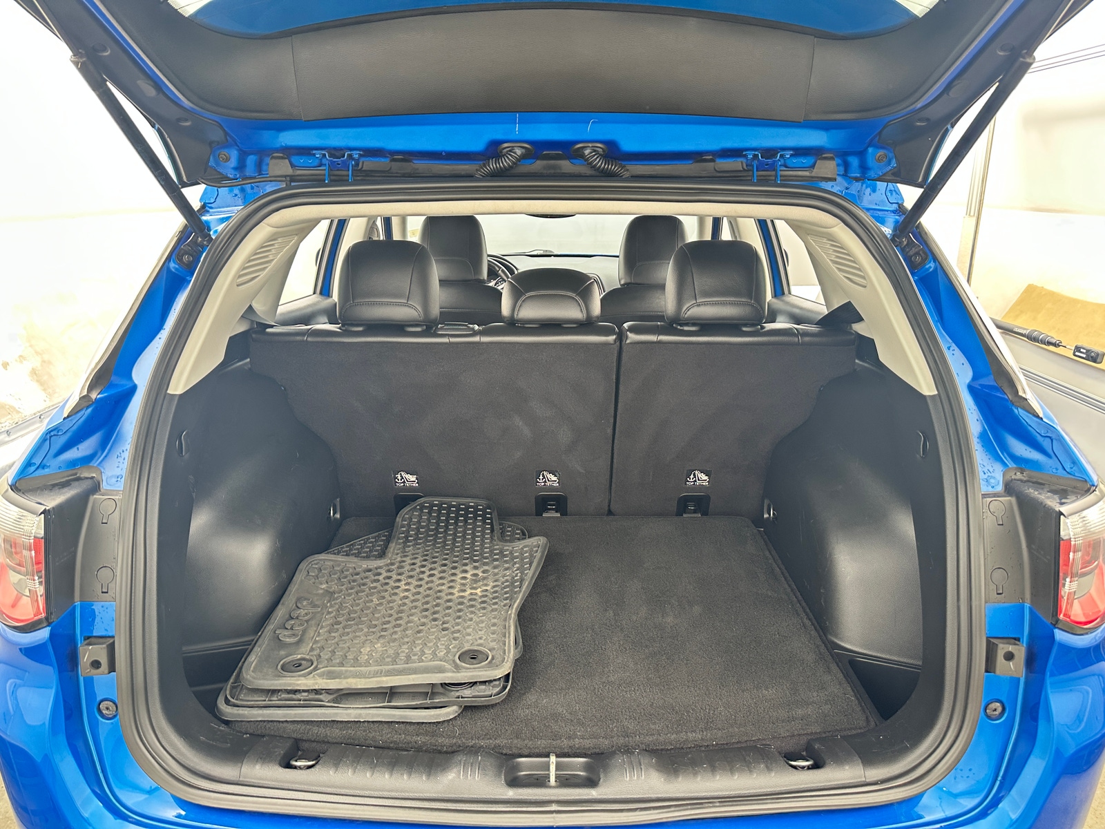 Thumbnail: 2018 Jeep Compass - 7