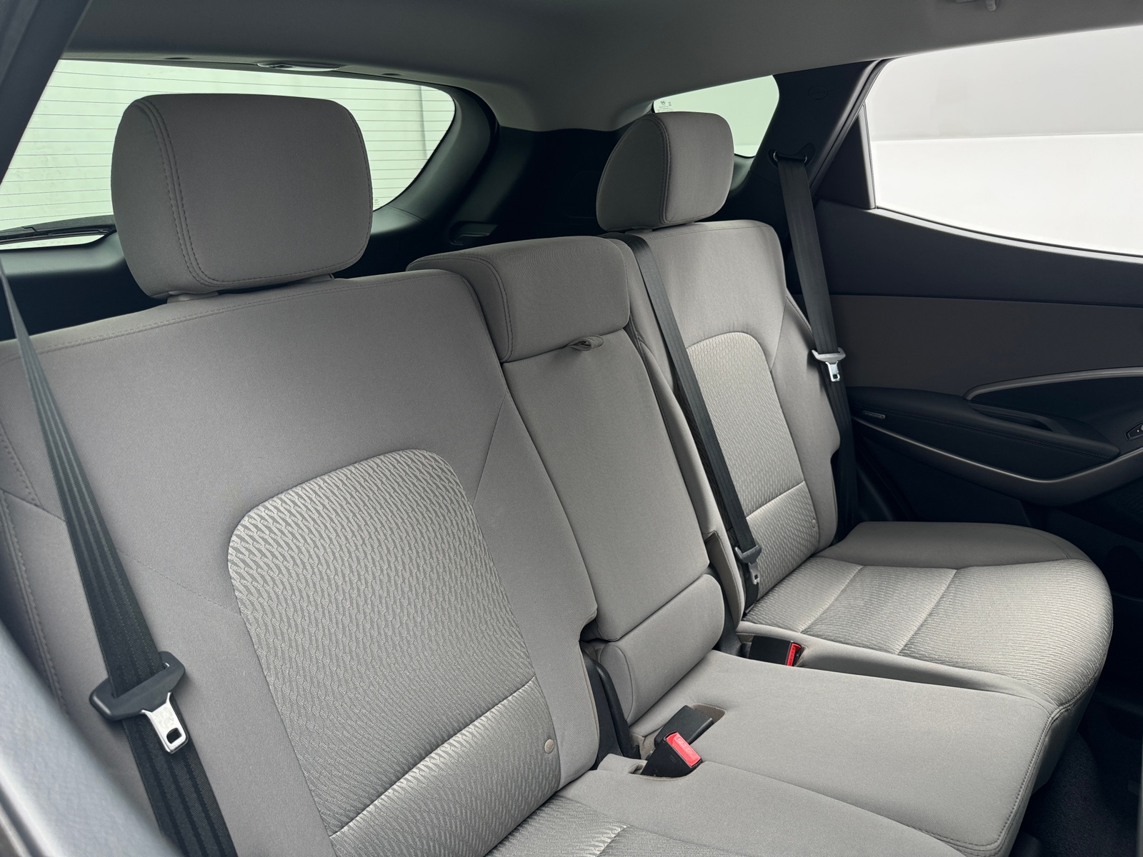 Thumbnail: 2016 Hyundai Santa Fe - 6