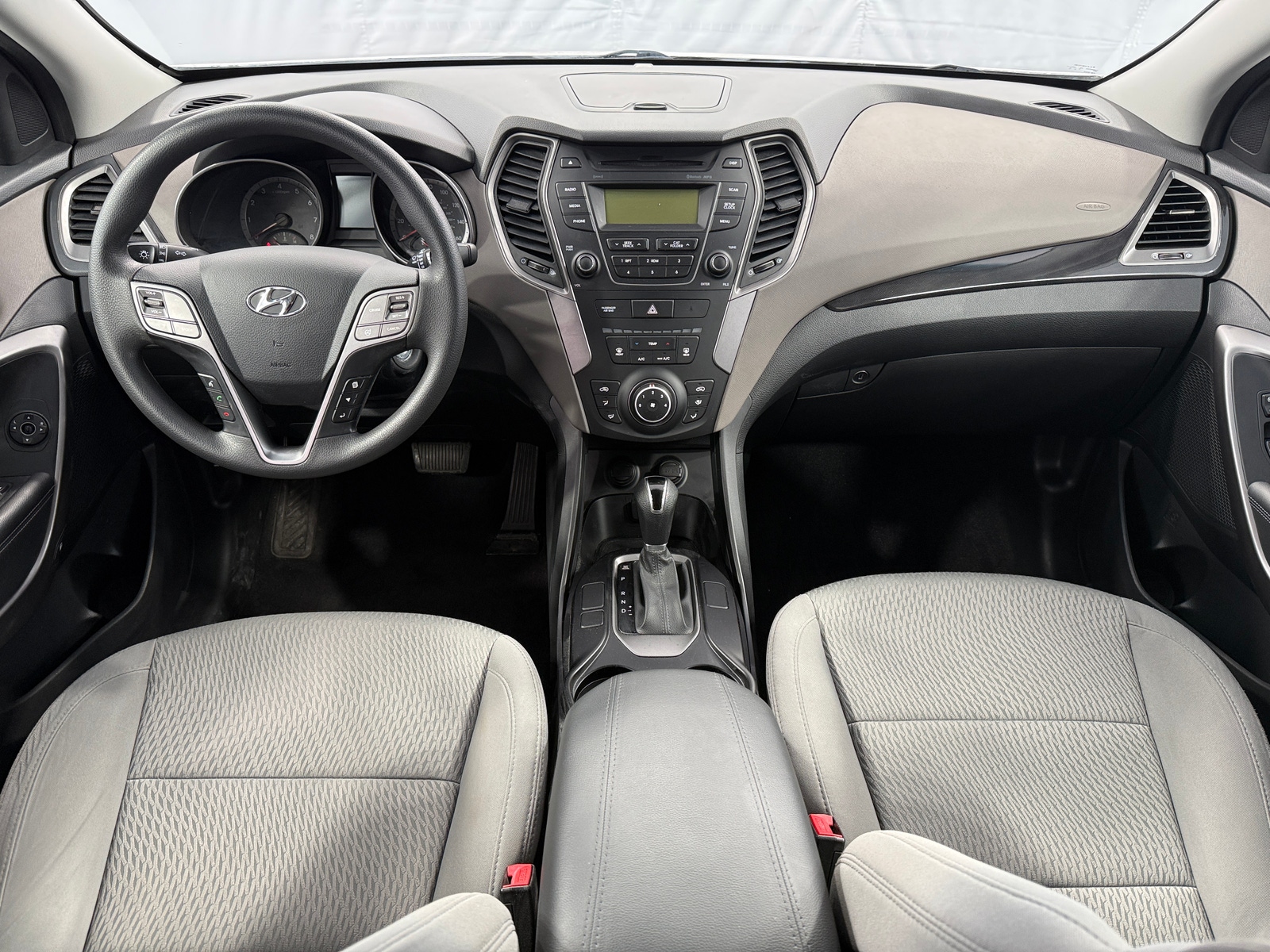 Thumbnail: 2016 Hyundai Santa Fe - 3