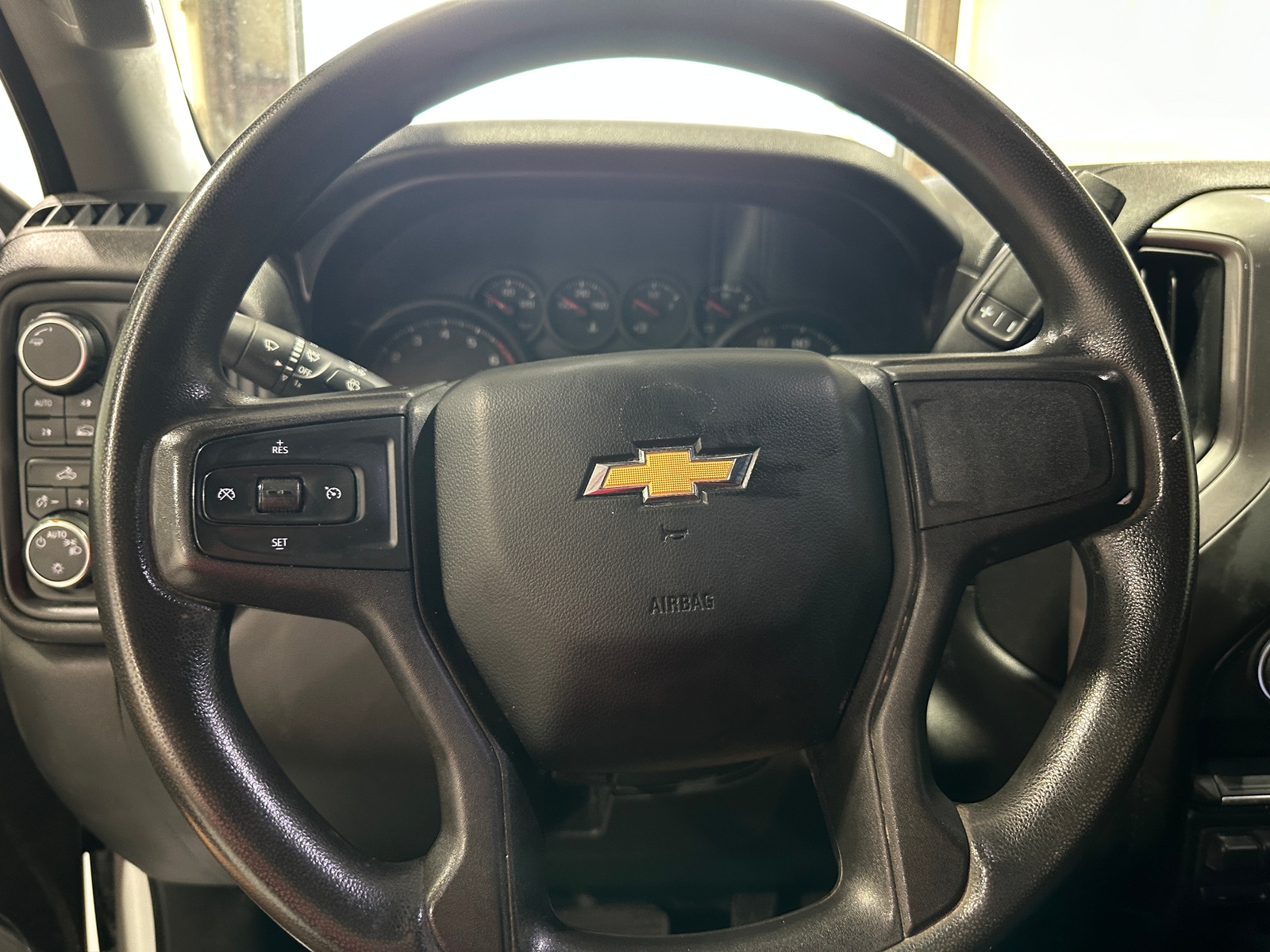 Thumbnail: 2021 Chevrolet Silverado 1500 - 5
