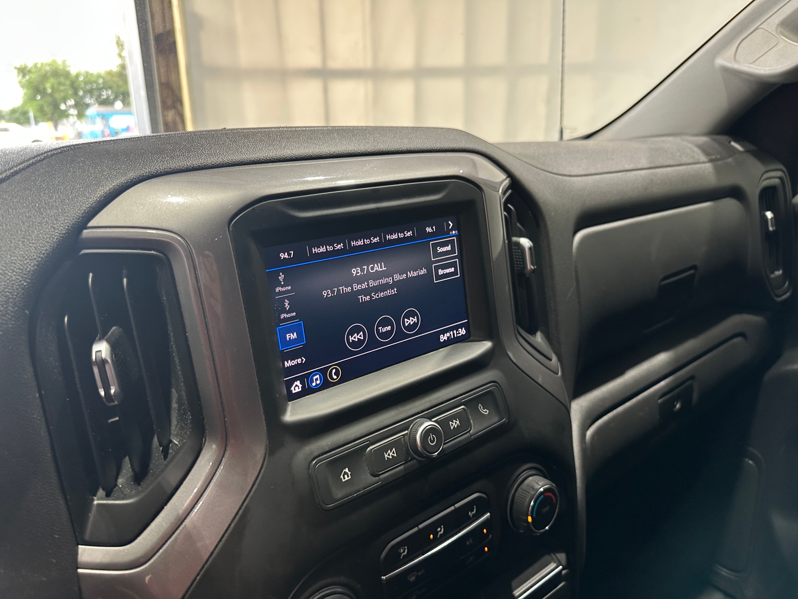 Thumbnail: 2021 Chevrolet Silverado 1500 - 4