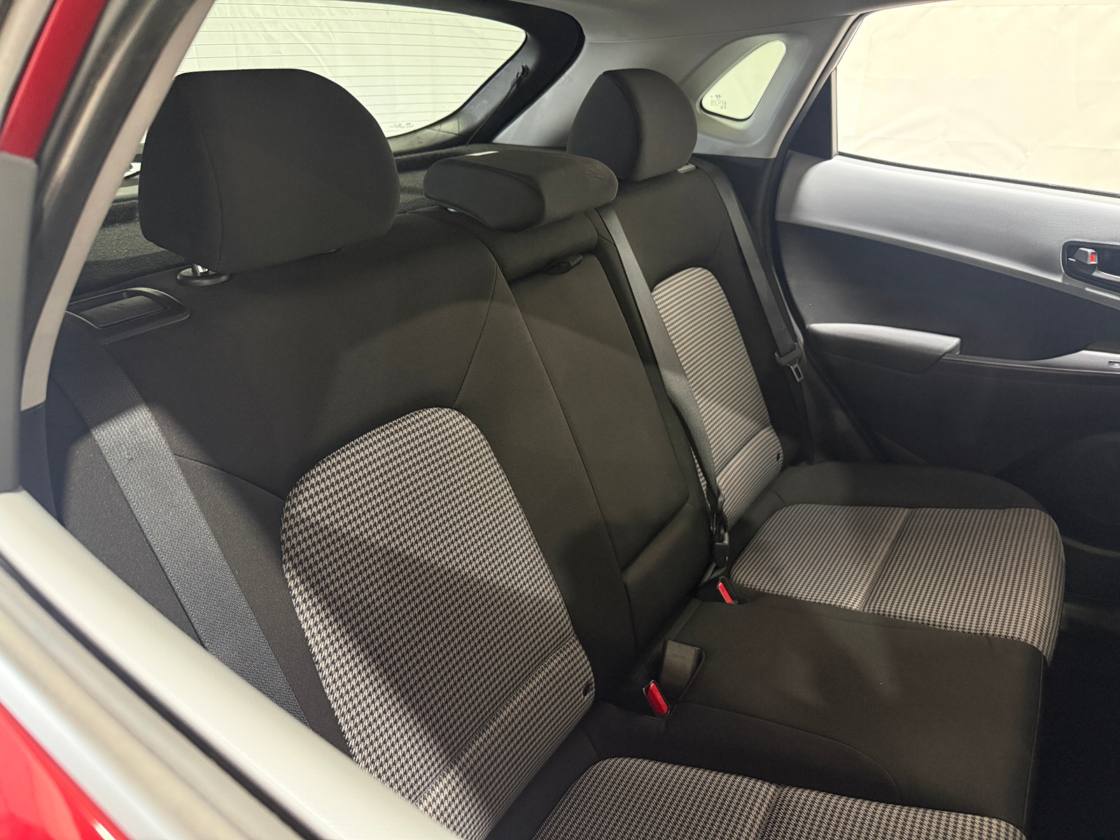 Thumbnail: 2021 Hyundai Kona - 6