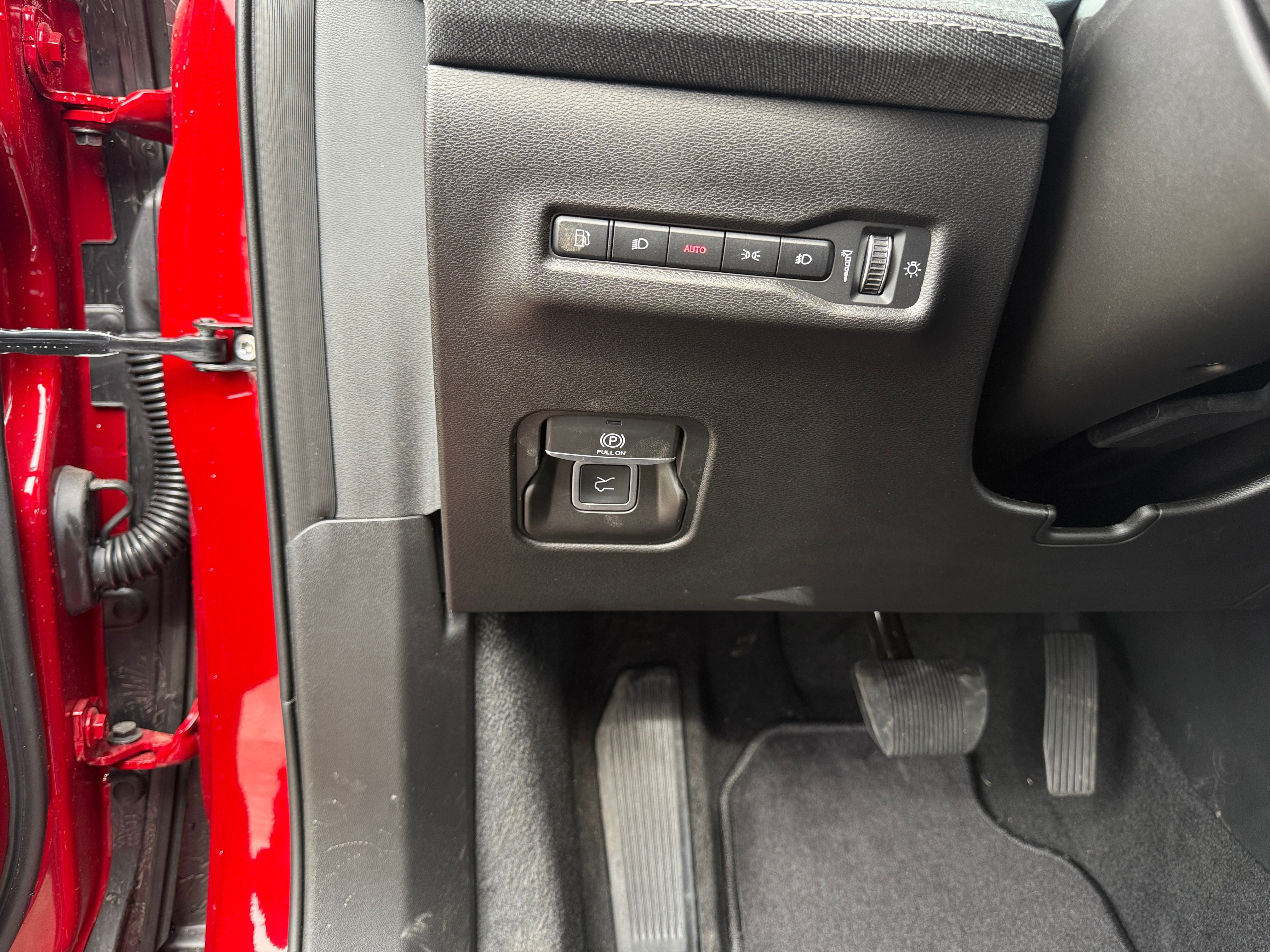 2026 Jeep Cherokee Laredo - Photo 11