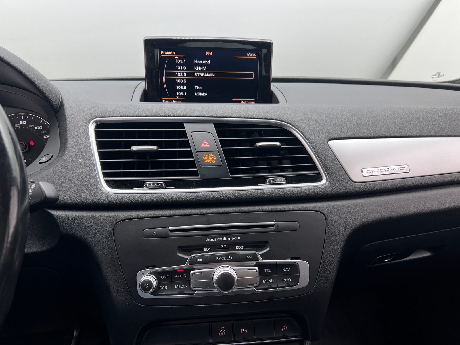 Thumbnail: 2017 Audi Q3 - 3