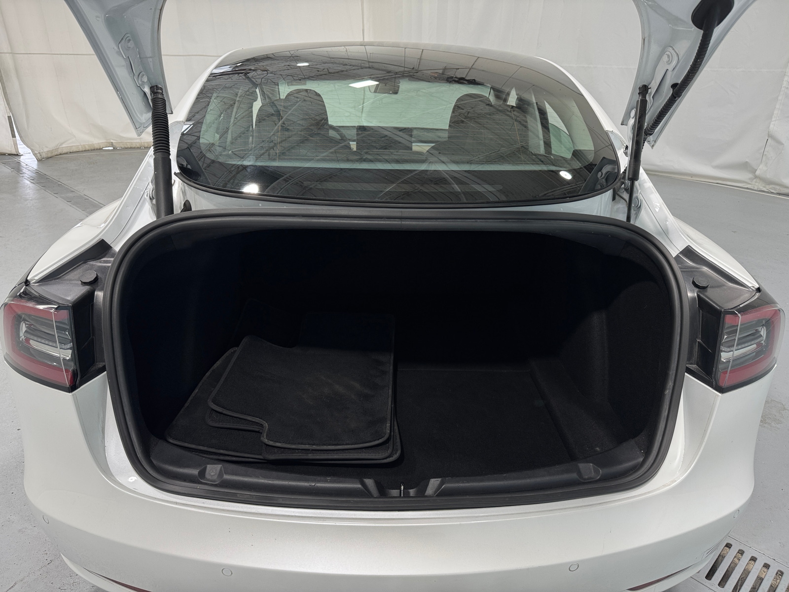 Thumbnail: 2021 Tesla Model 3 - 5