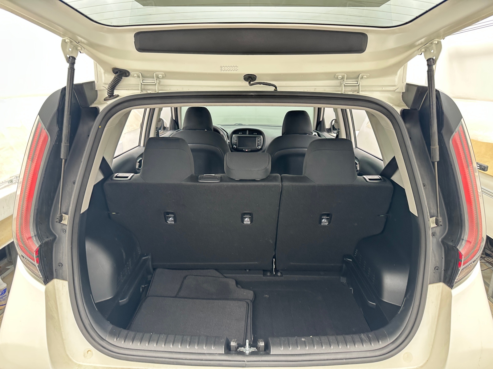 Thumbnail: 2023 Kia Soul - 7