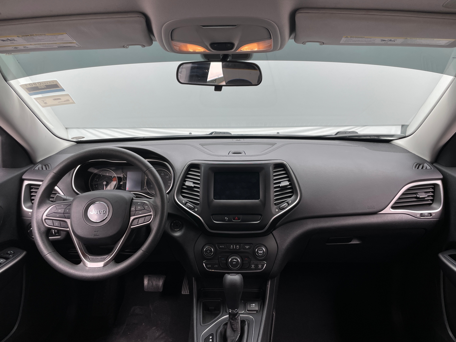 Thumbnail: 2020 Jeep Cherokee - 3