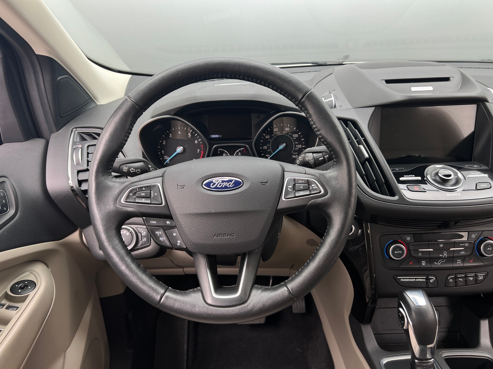 Thumbnail: 2018 Ford Escape - 4