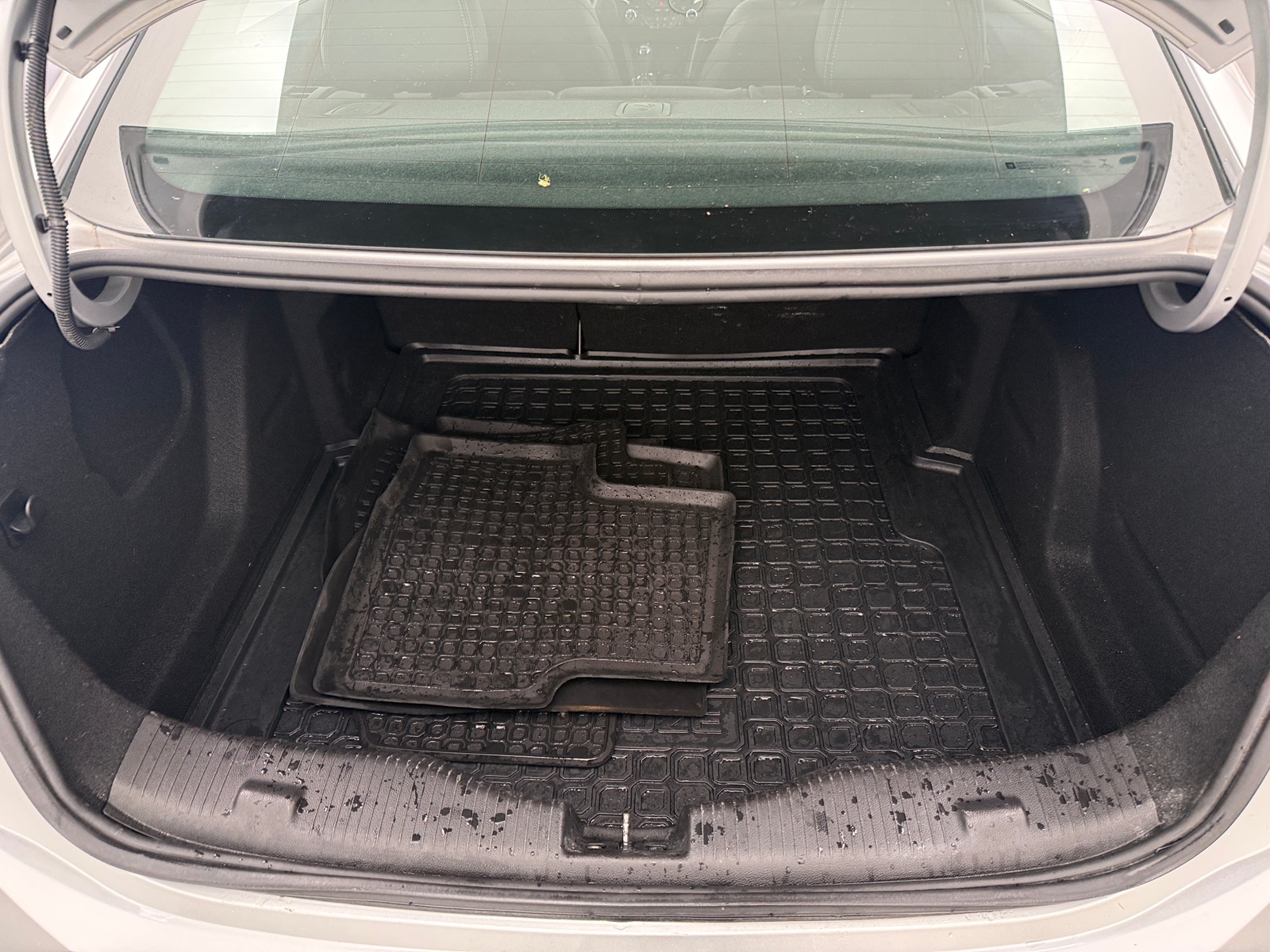 Thumbnail: 2017 Chevrolet Cruze - 6