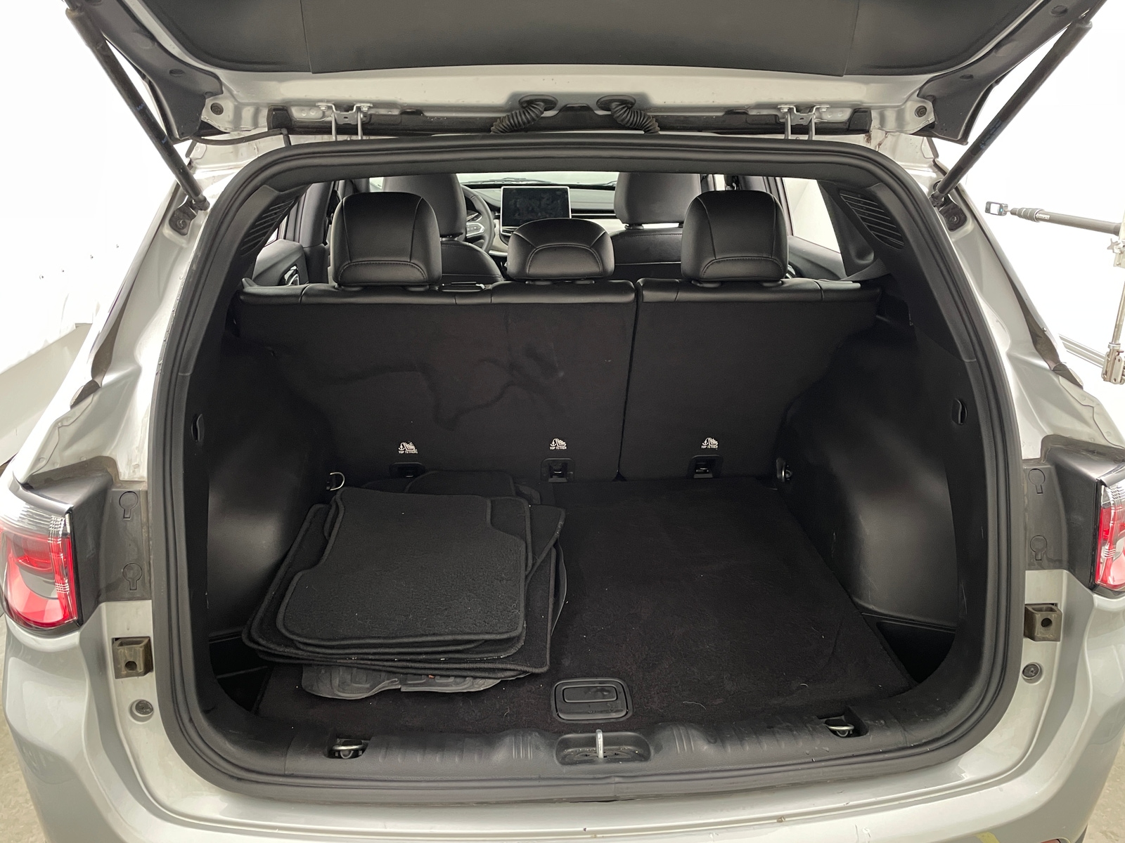 Thumbnail: 2024 Jeep Compass - 6