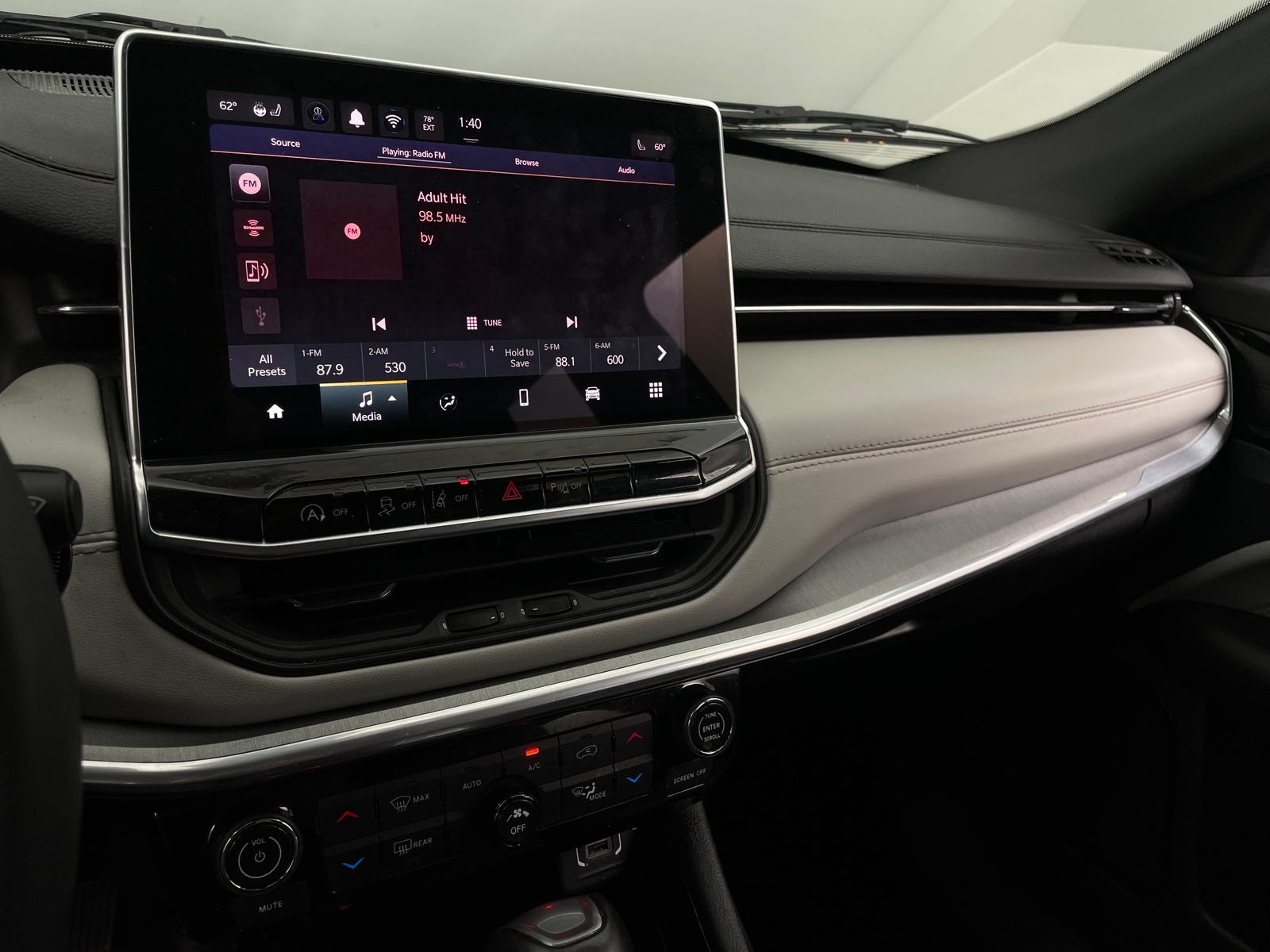 Thumbnail: 2024 Jeep Compass - 3