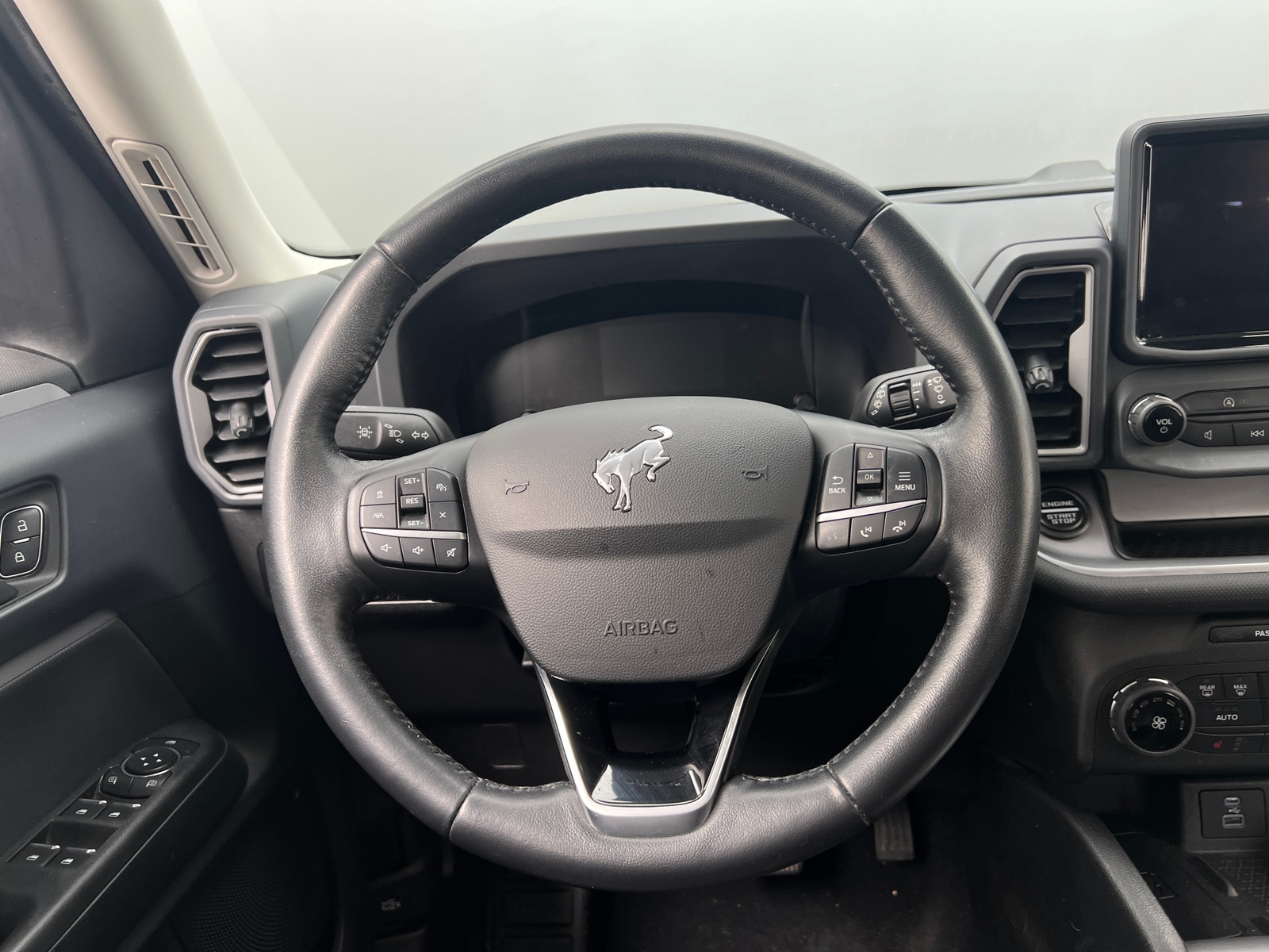 Thumbnail: 2022 Ford Bronco Sport - 5