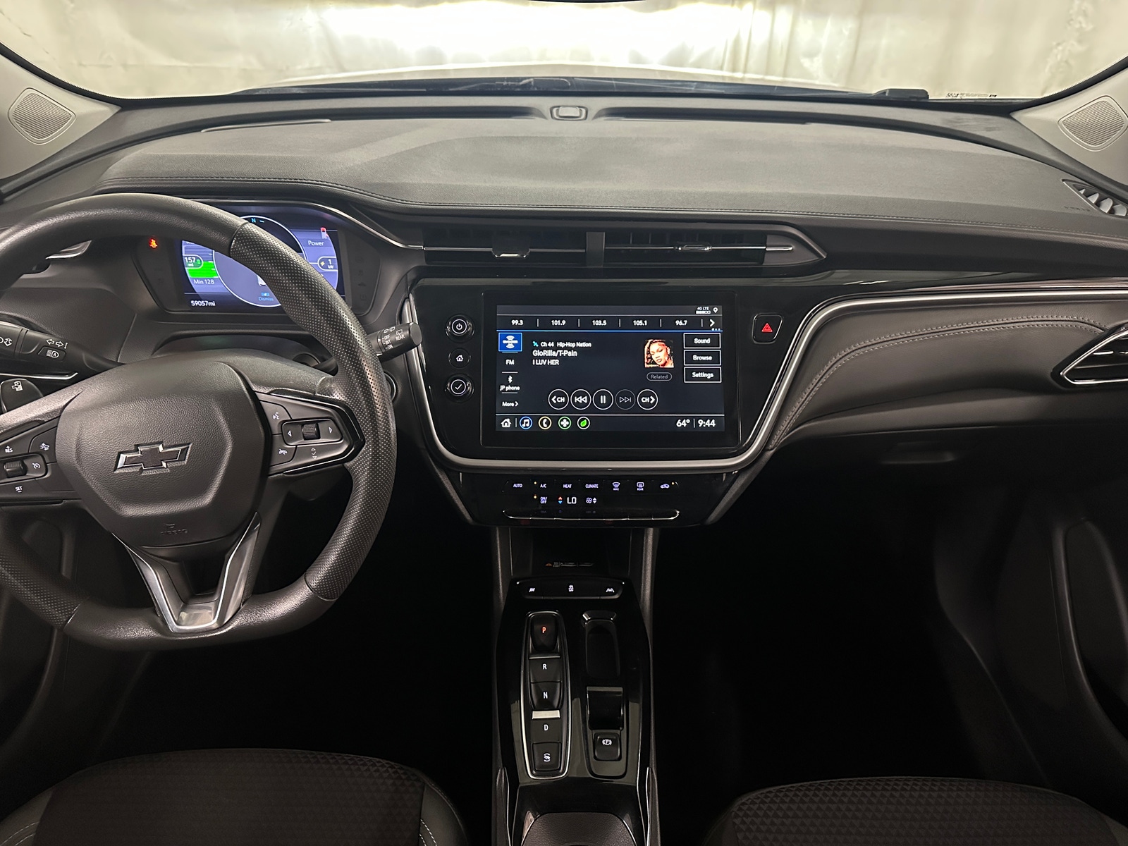 Thumbnail: 2023 Chevrolet Bolt EUV - 3