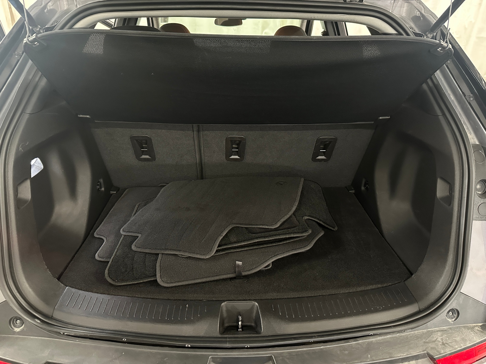 Thumbnail: 2023 Chevrolet Bolt EUV - 7