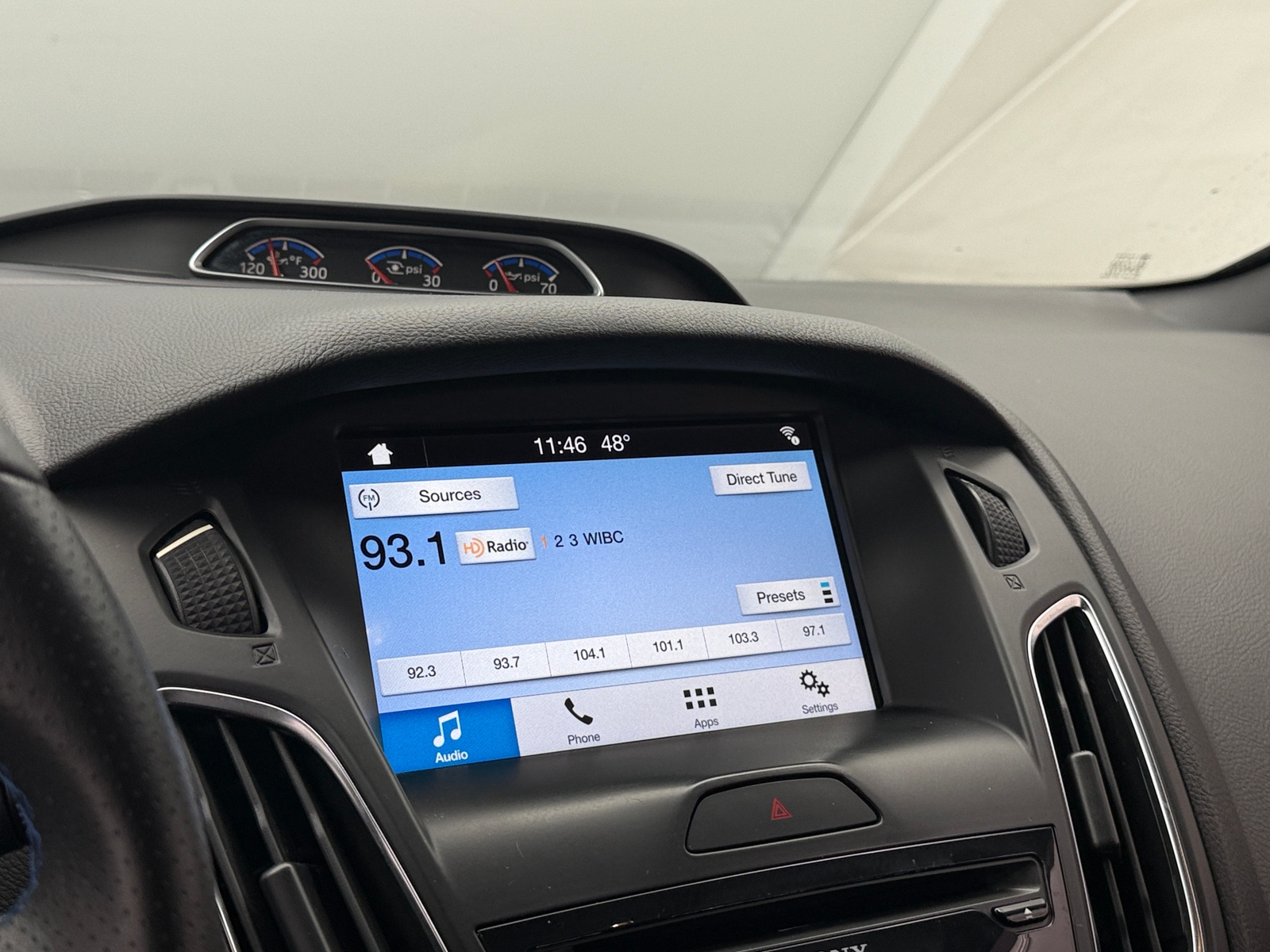 Thumbnail: 2017 Ford Focus - 3