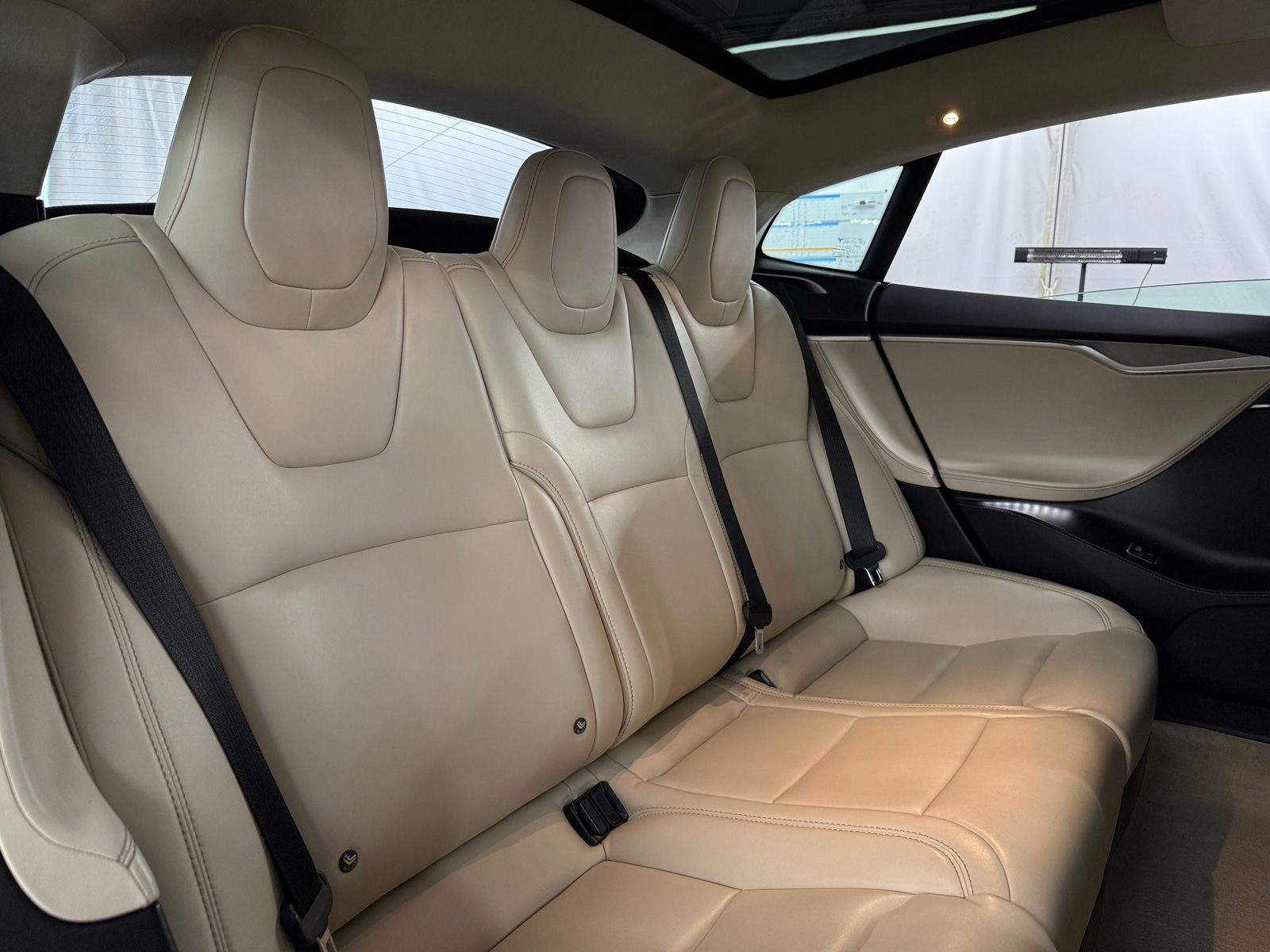 Thumbnail: 2017 Tesla Model S - 5