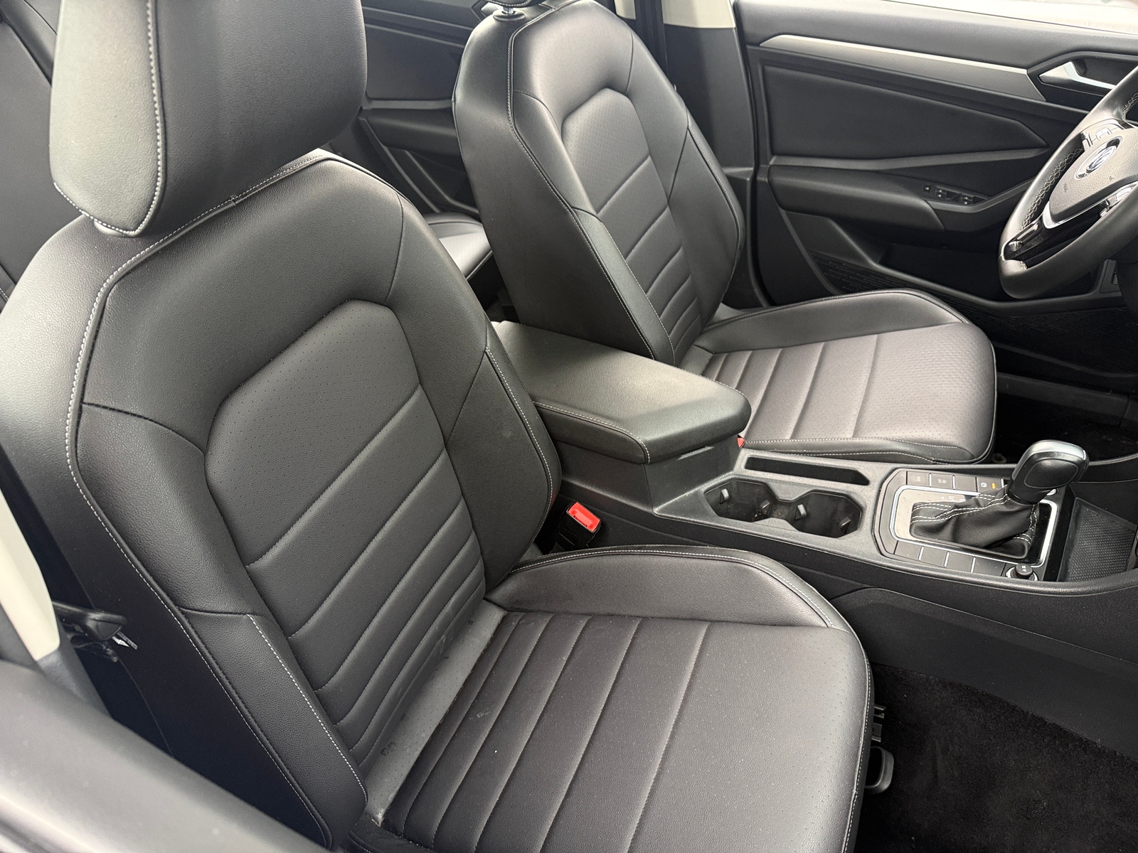 Thumbnail: 2021 Volkswagen Jetta - 2