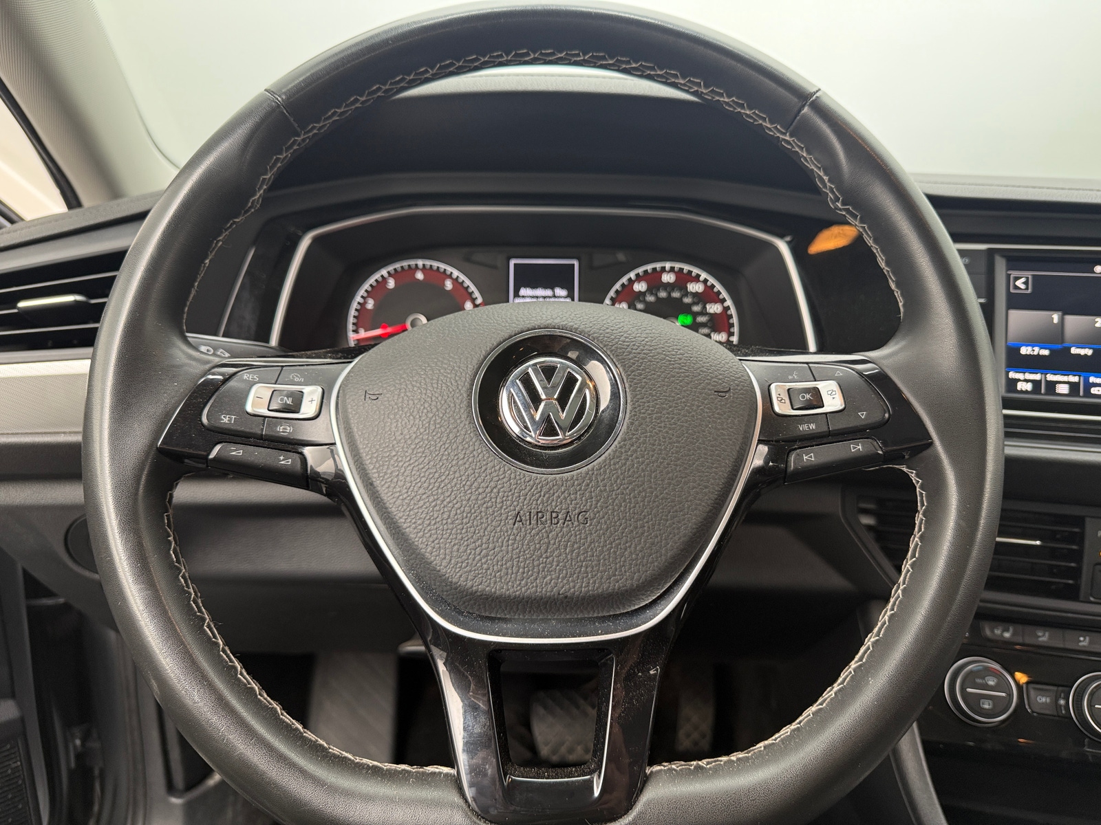 Thumbnail: 2021 Volkswagen Jetta - 5