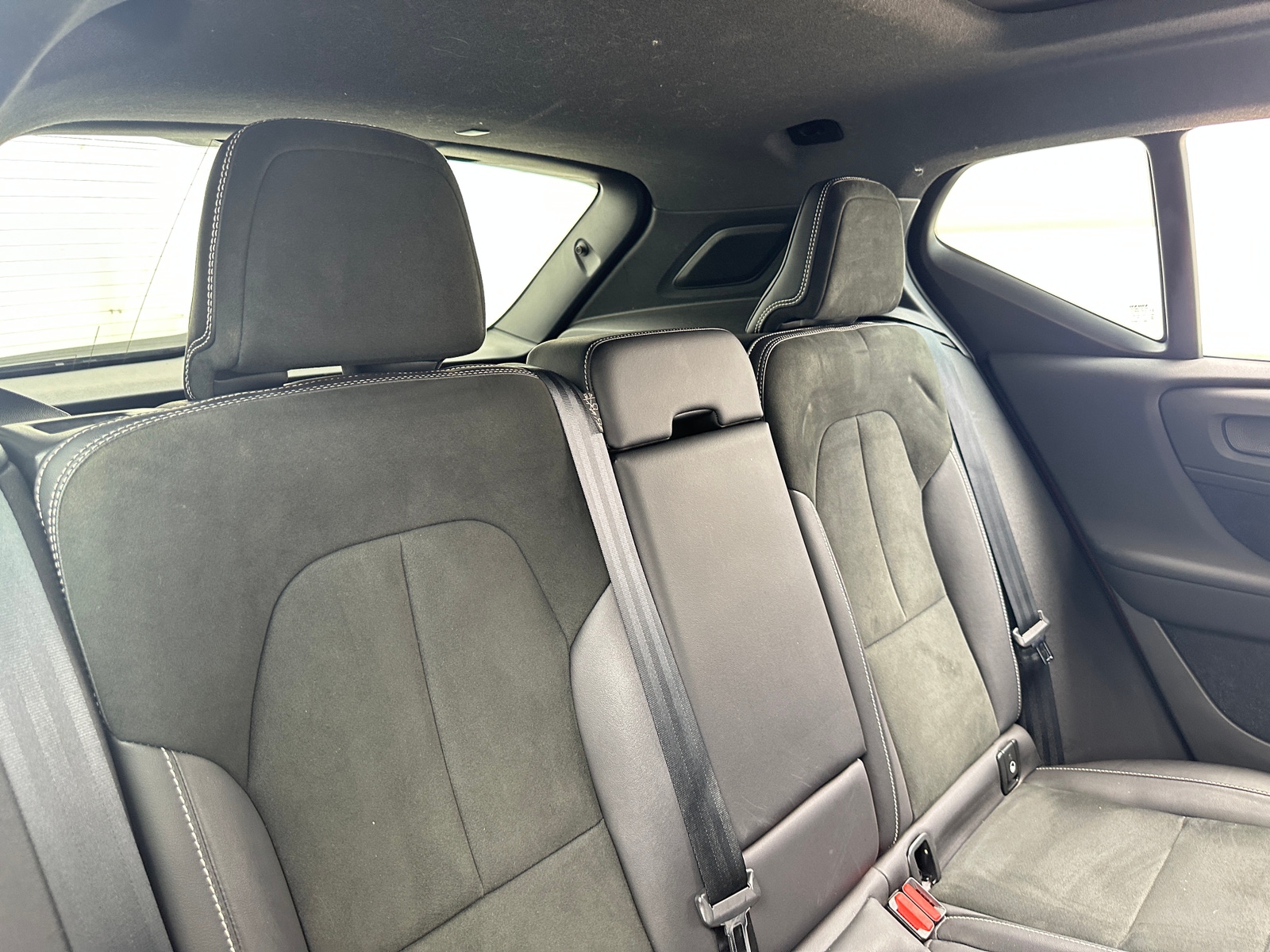 Thumbnail: 2021 Volvo XC40 - 5