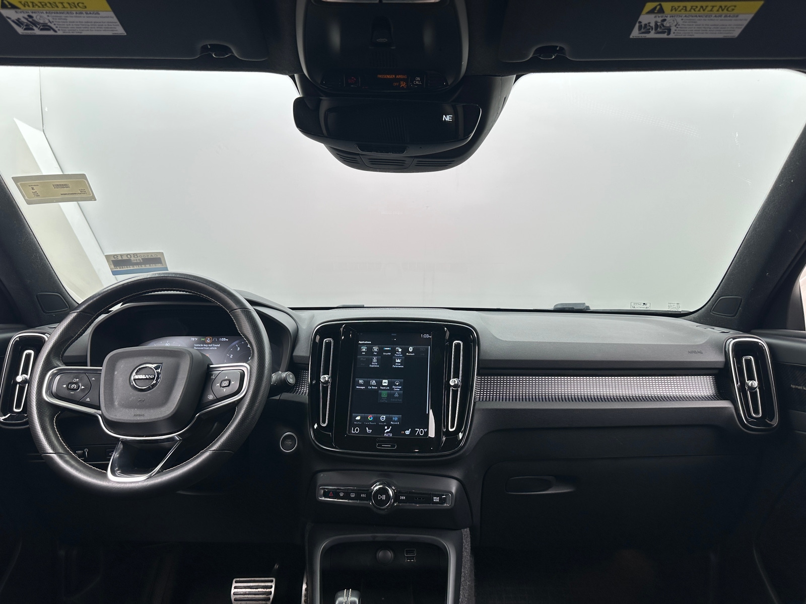 Thumbnail: 2021 Volvo XC40 - 2