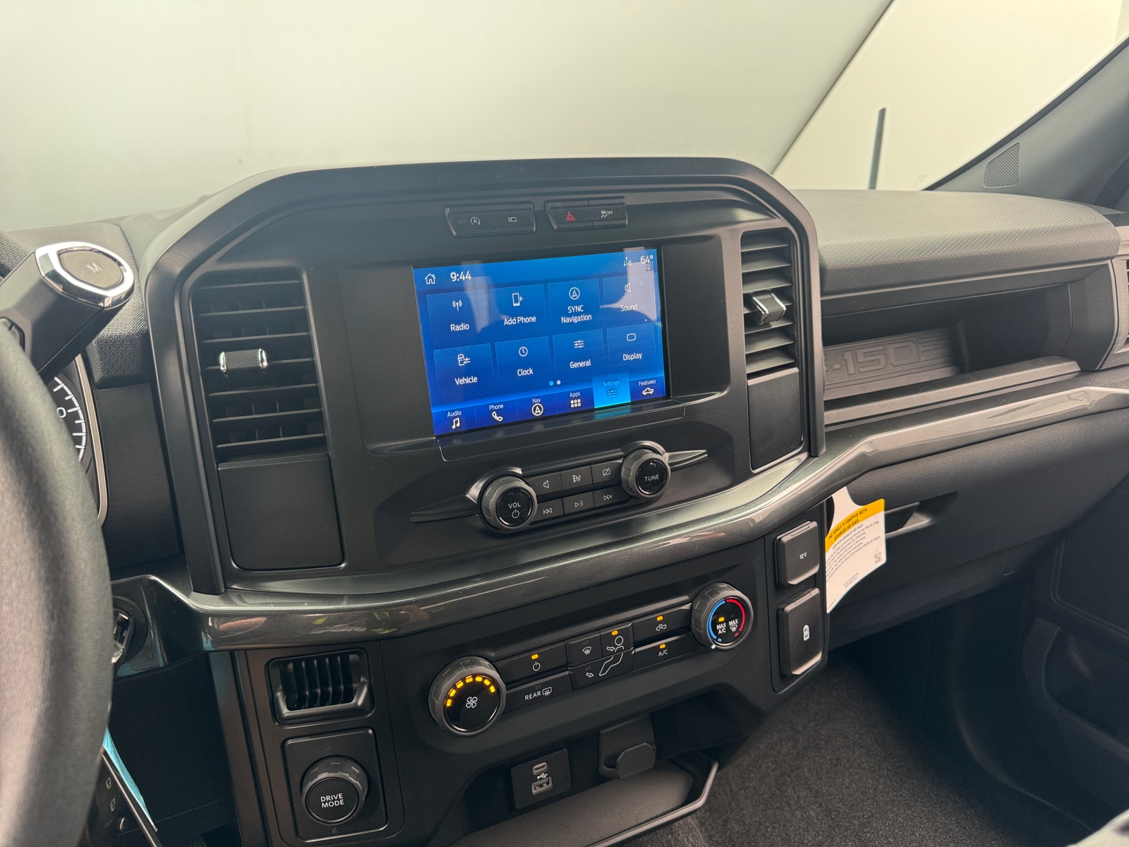 Thumbnail: 2022 Ford Econoline - 4