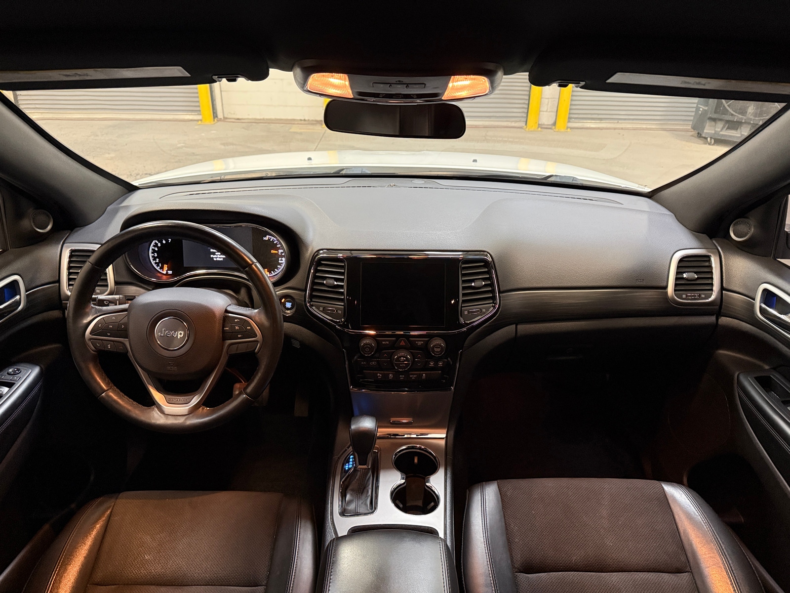 Thumbnail: 2021 Jeep Grand Cherokee - 3