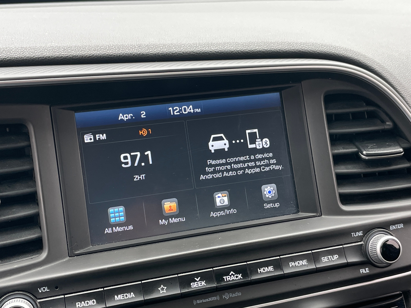 Thumbnail: 2020 Hyundai Elantra - 4