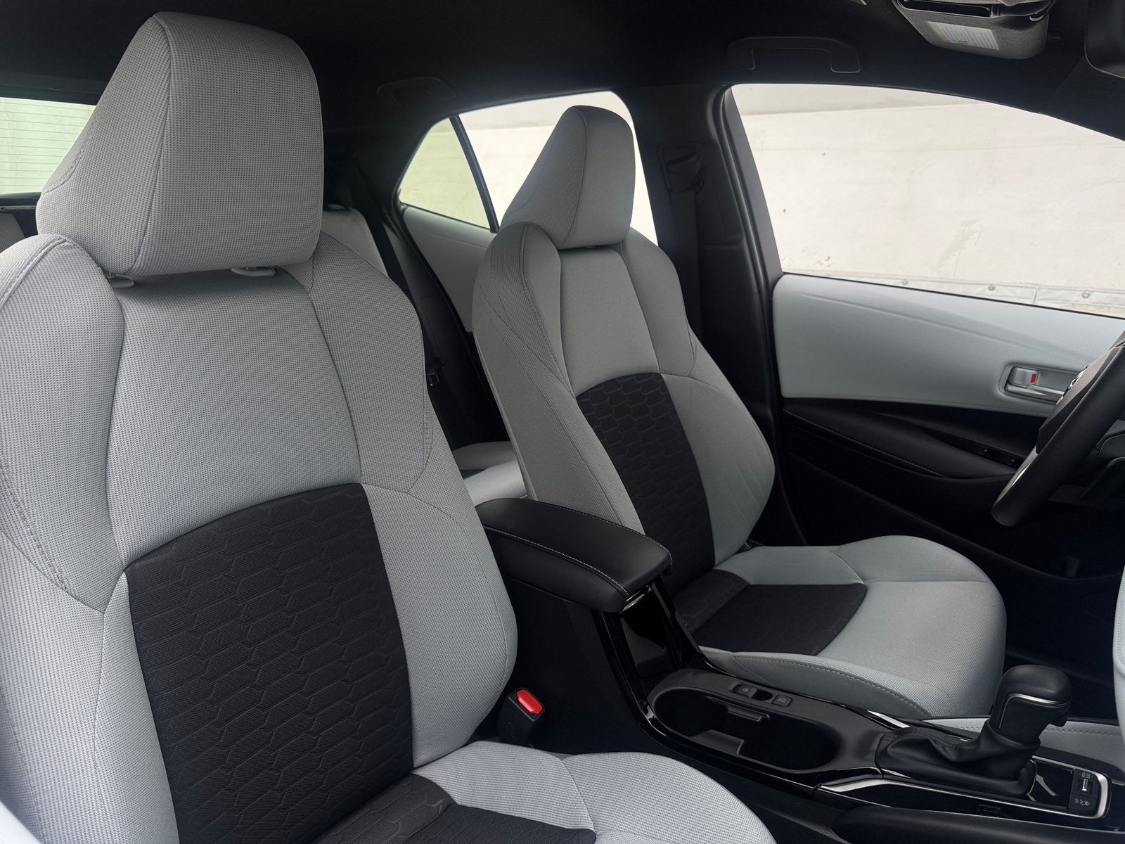 Thumbnail: 2025 Toyota Corolla - 2