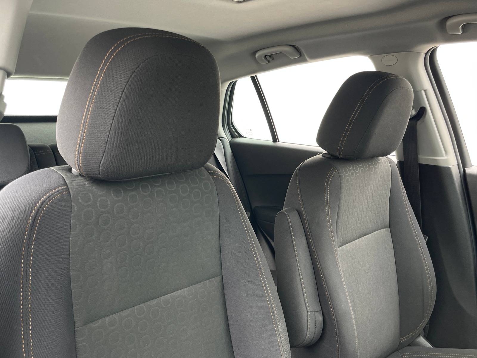 Thumbnail: 2017 Chevrolet Trax - 2